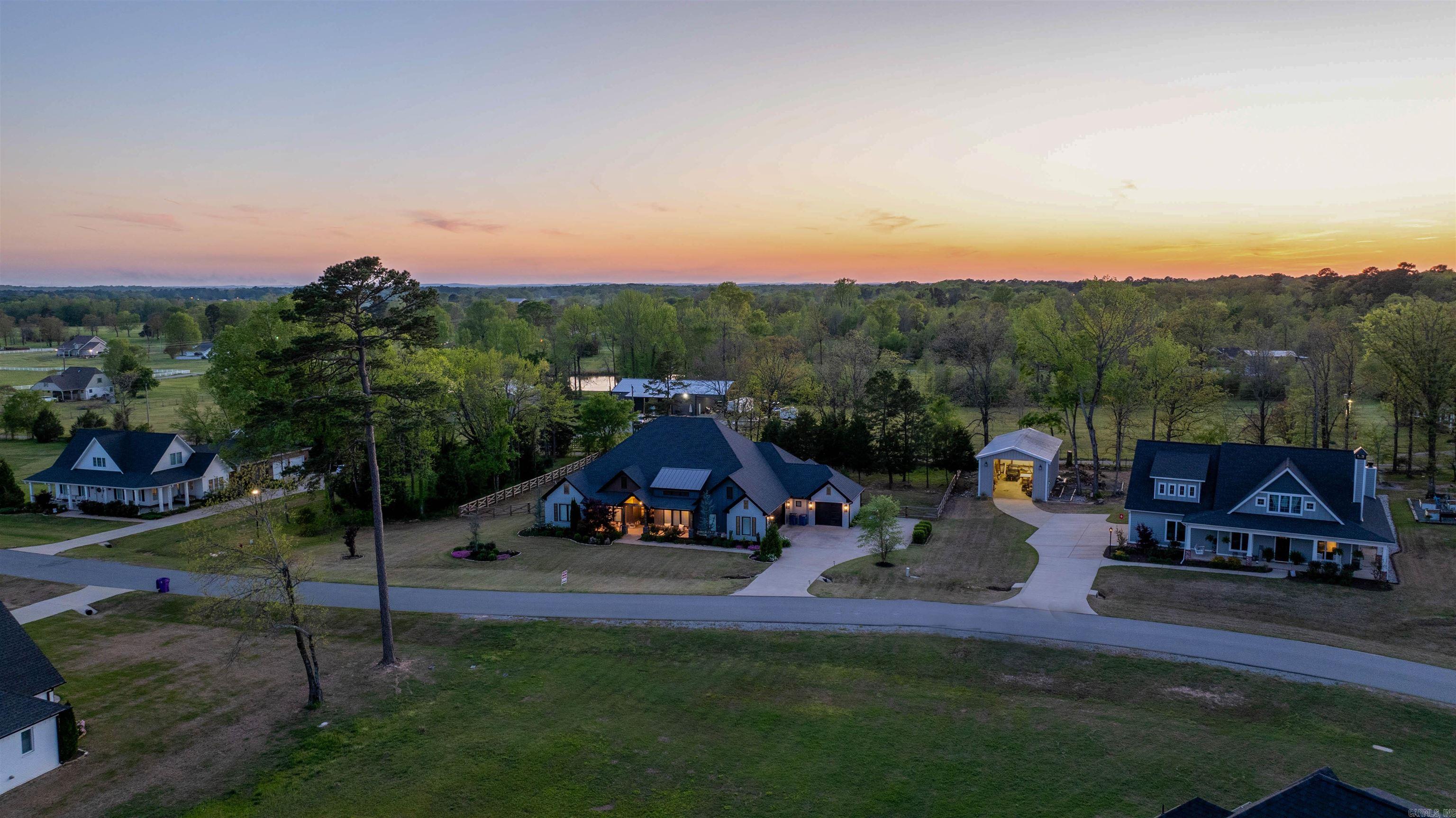 THE STABLES - Residential