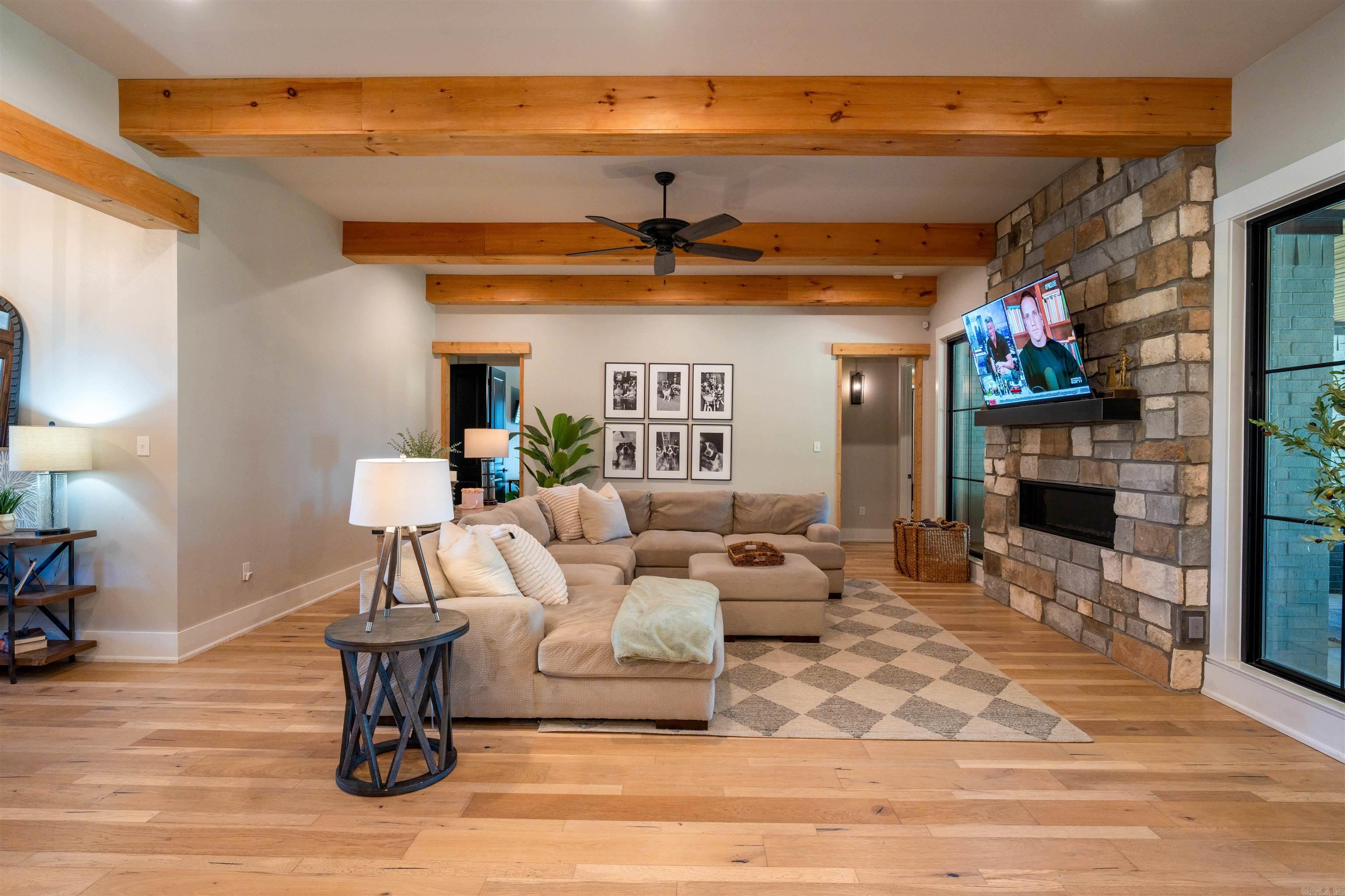 THE STABLES - Residential