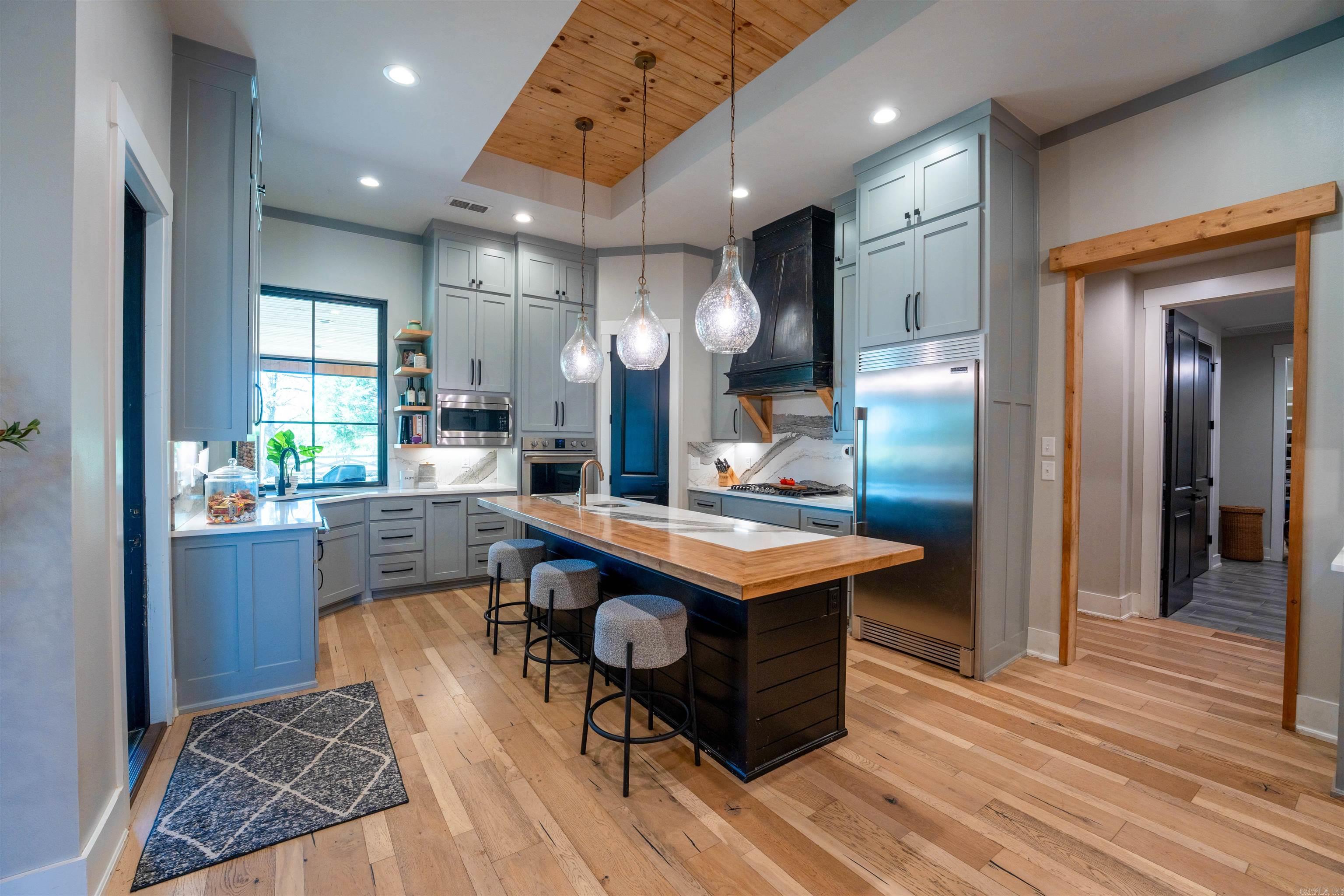 THE STABLES - Residential