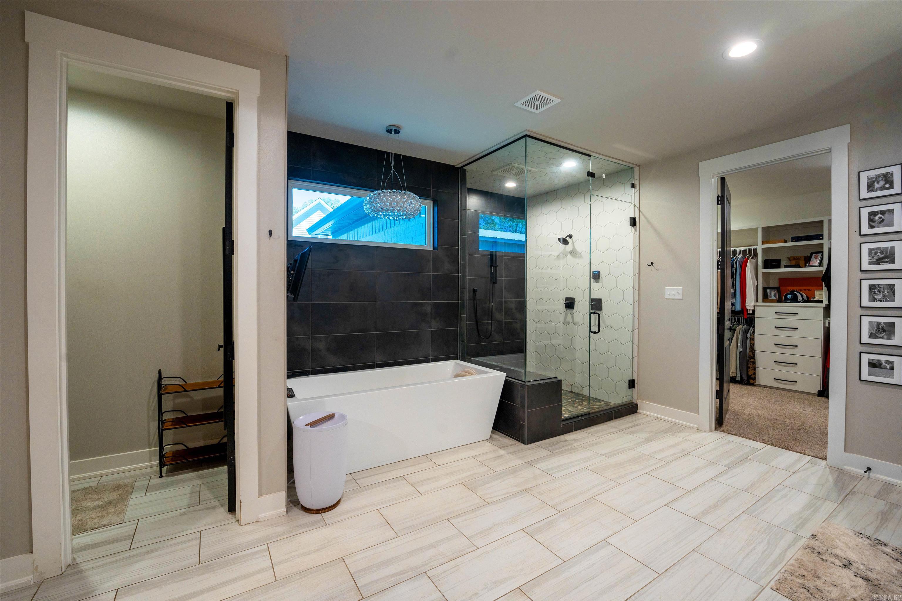 THE STABLES - Residential