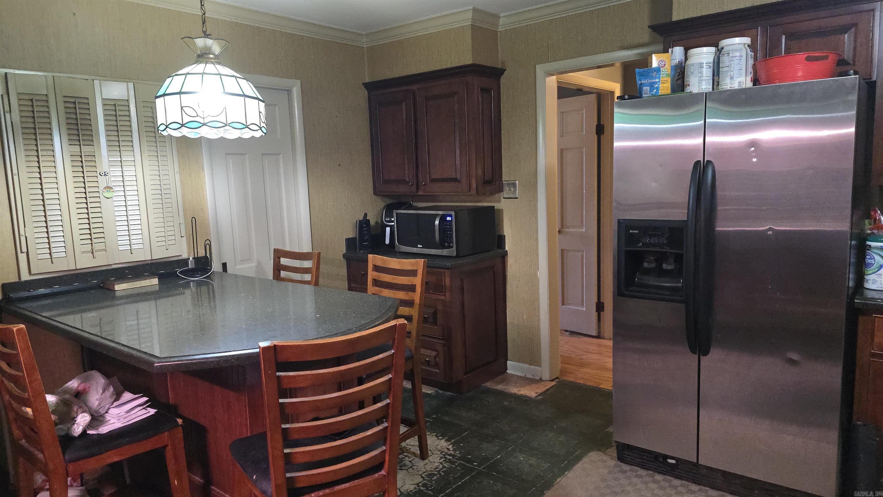 E RITTER VICTORY - Residential