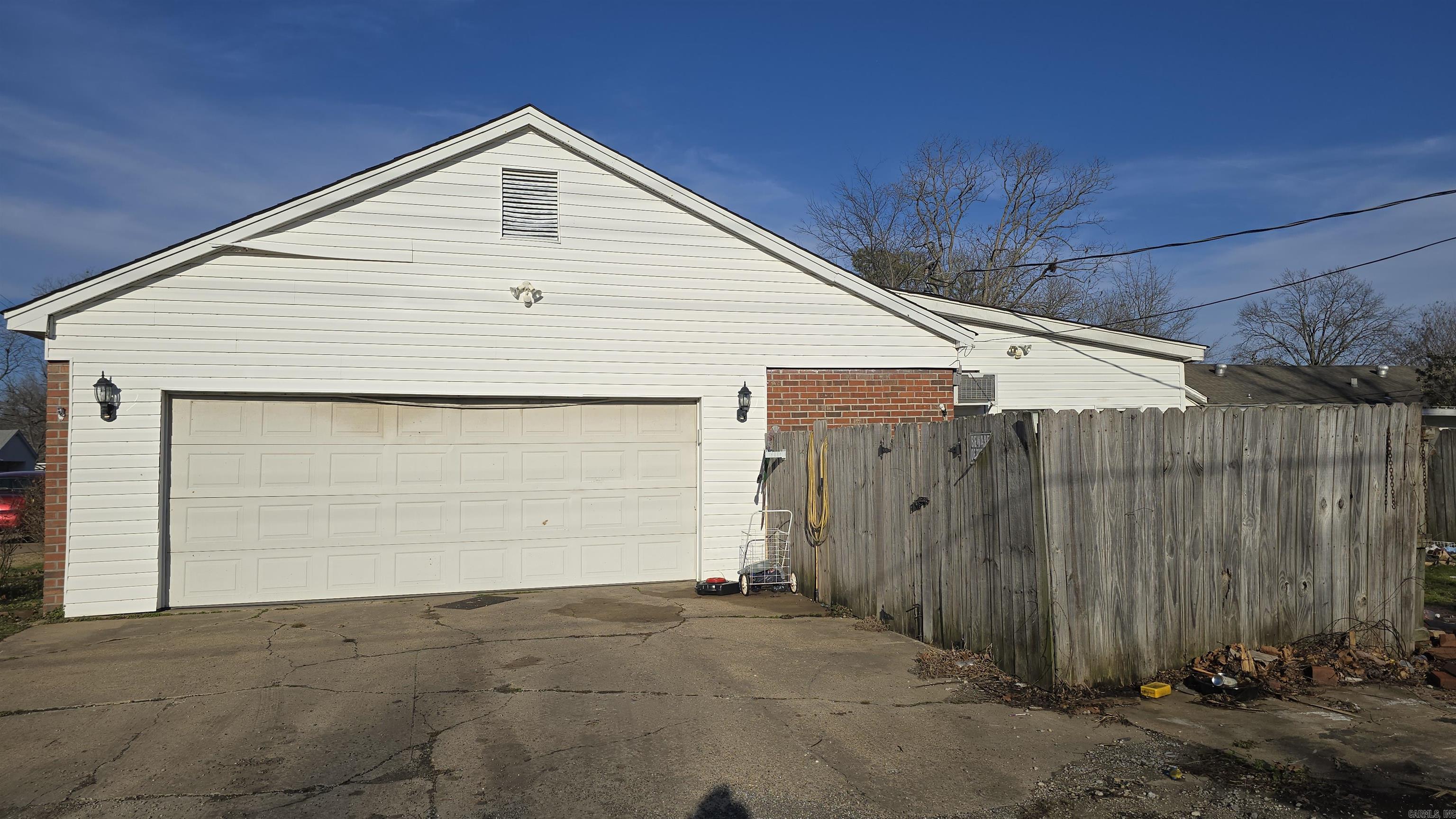 E RITTER VICTORY - Residential