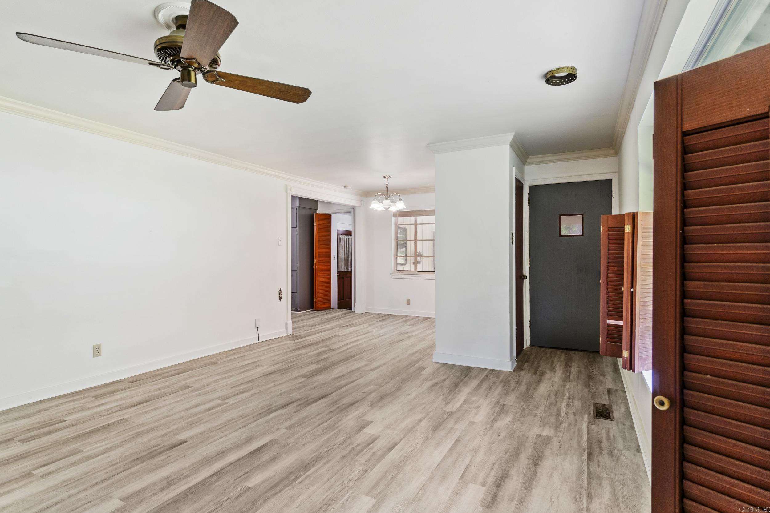 KINGWOOD PLACE - Residential