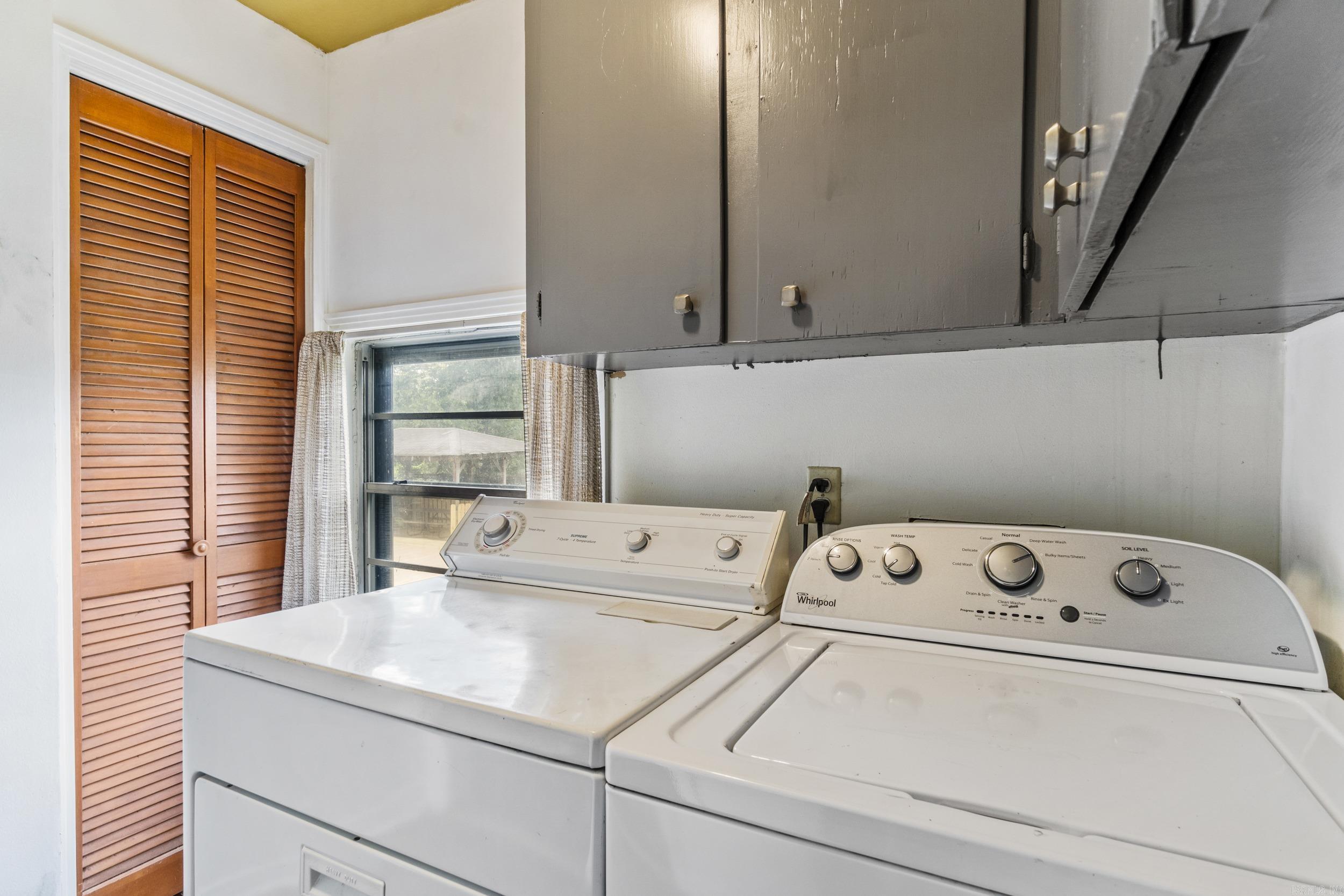 KINGWOOD PLACE - Residential