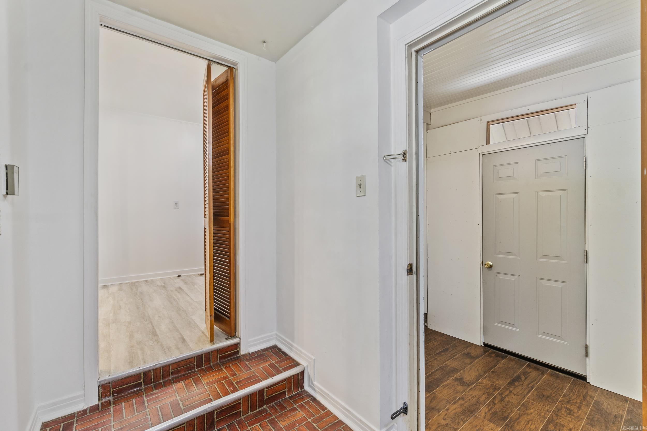 KINGWOOD PLACE - Residential