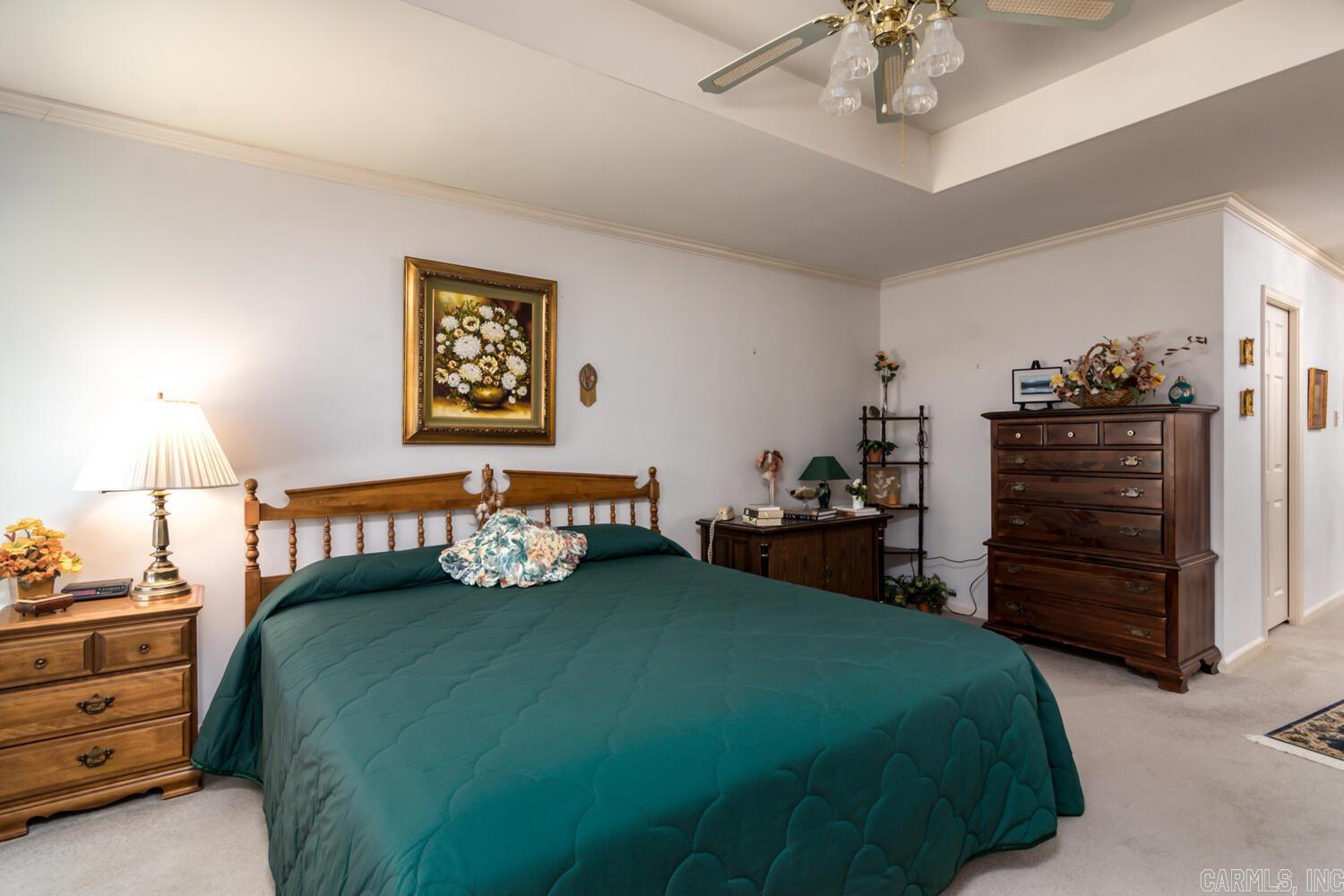 WESTBURY - Residential