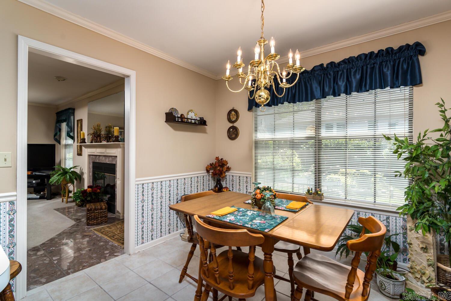 WESTBURY - Residential