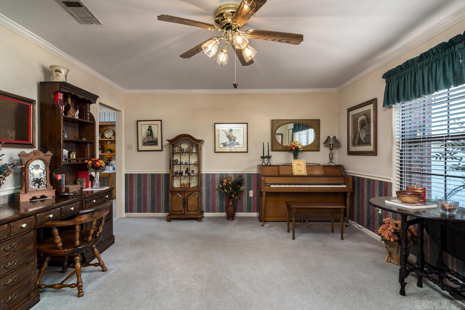 WESTBURY - Residential