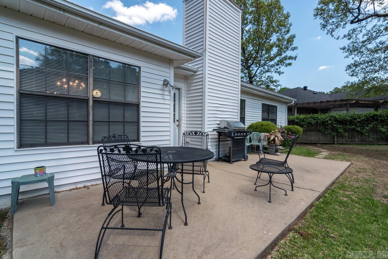 WESTBURY - Residential