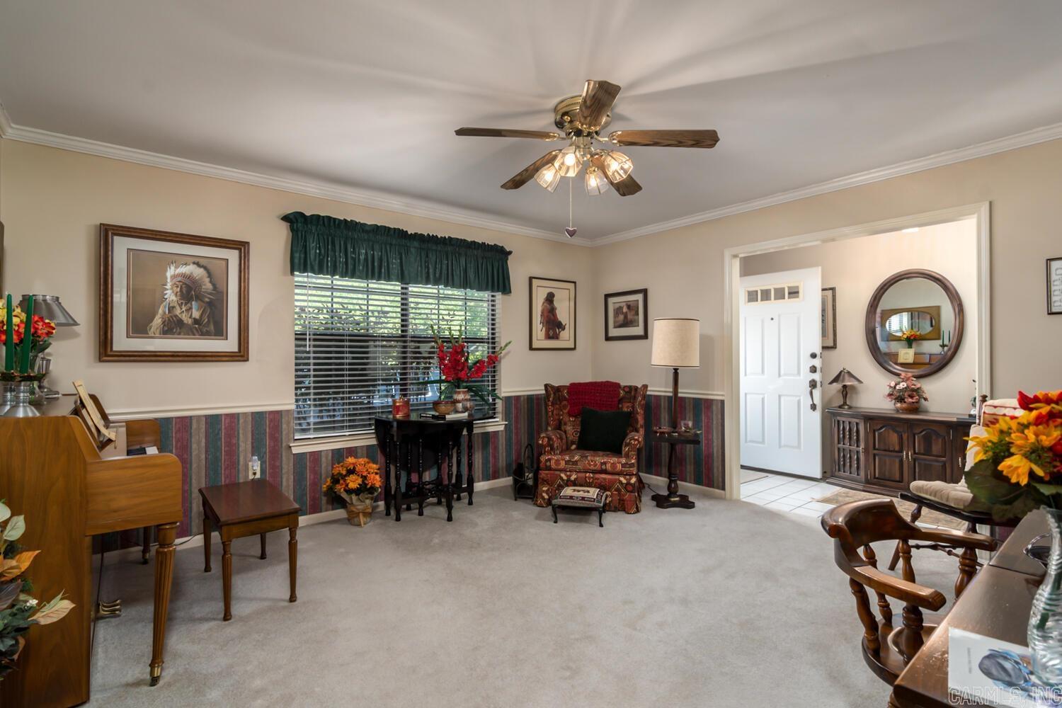 WESTBURY - Residential