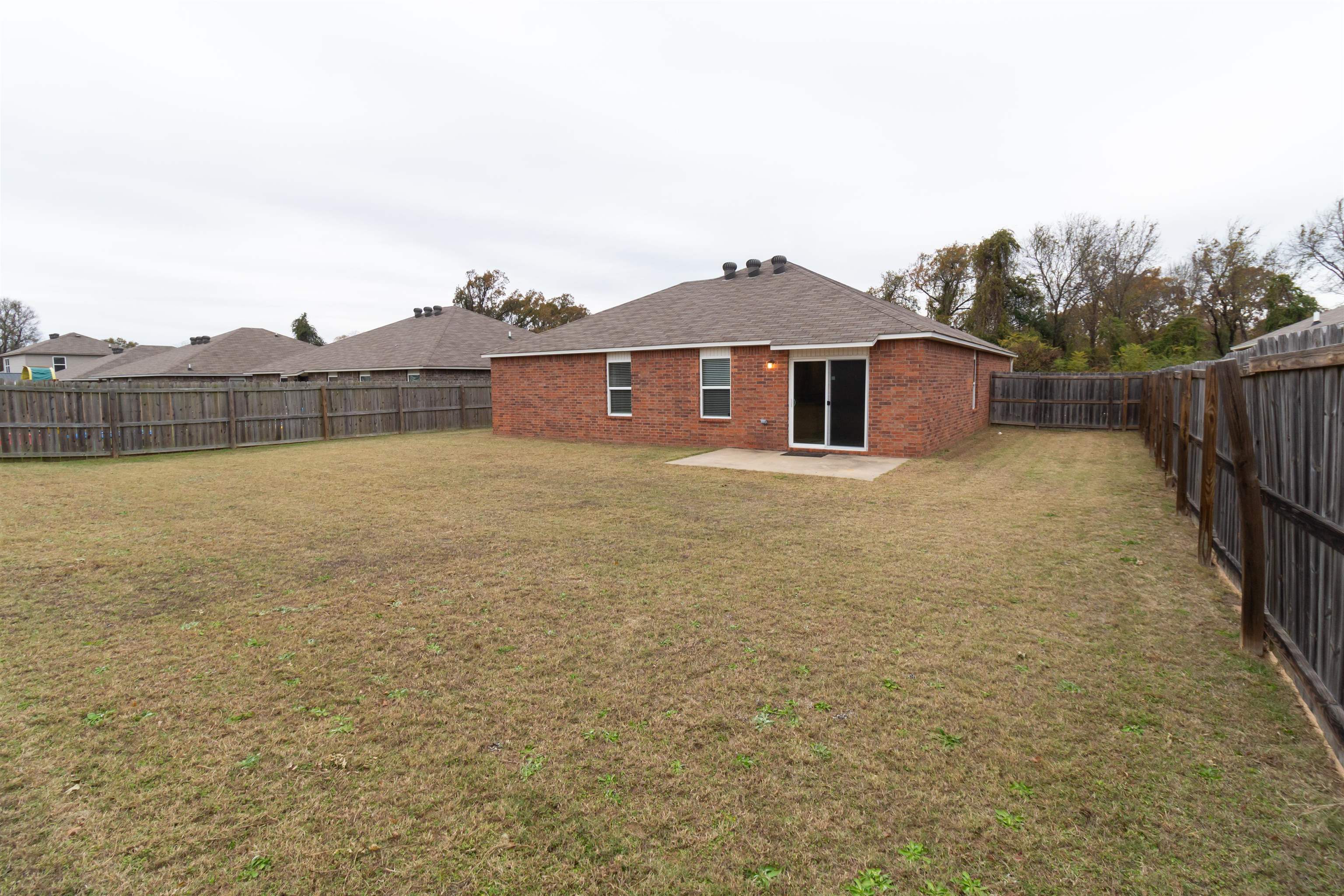 EMERALD MOUNTAIN - Residential