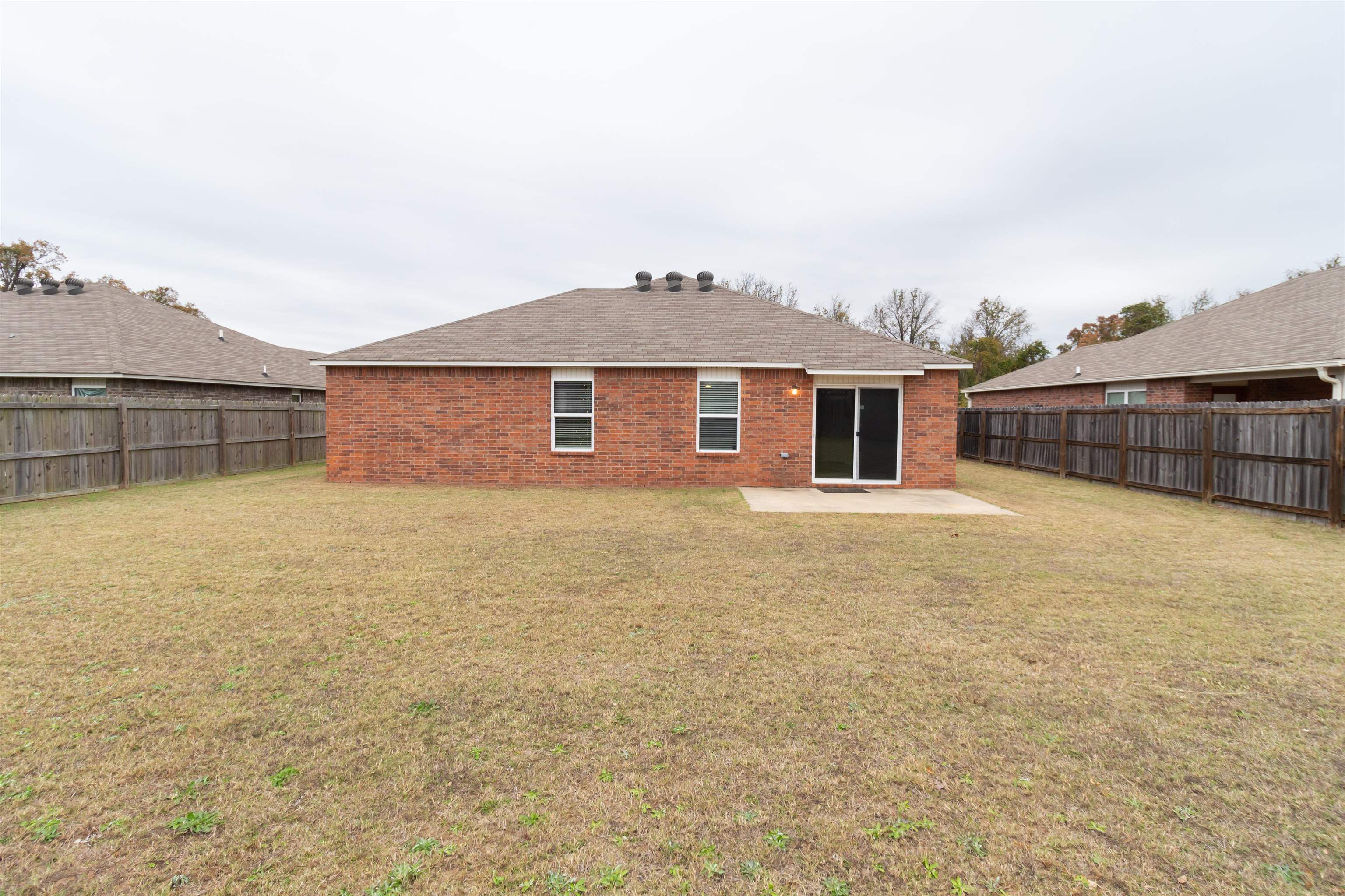 EMERALD MOUNTAIN - Residential