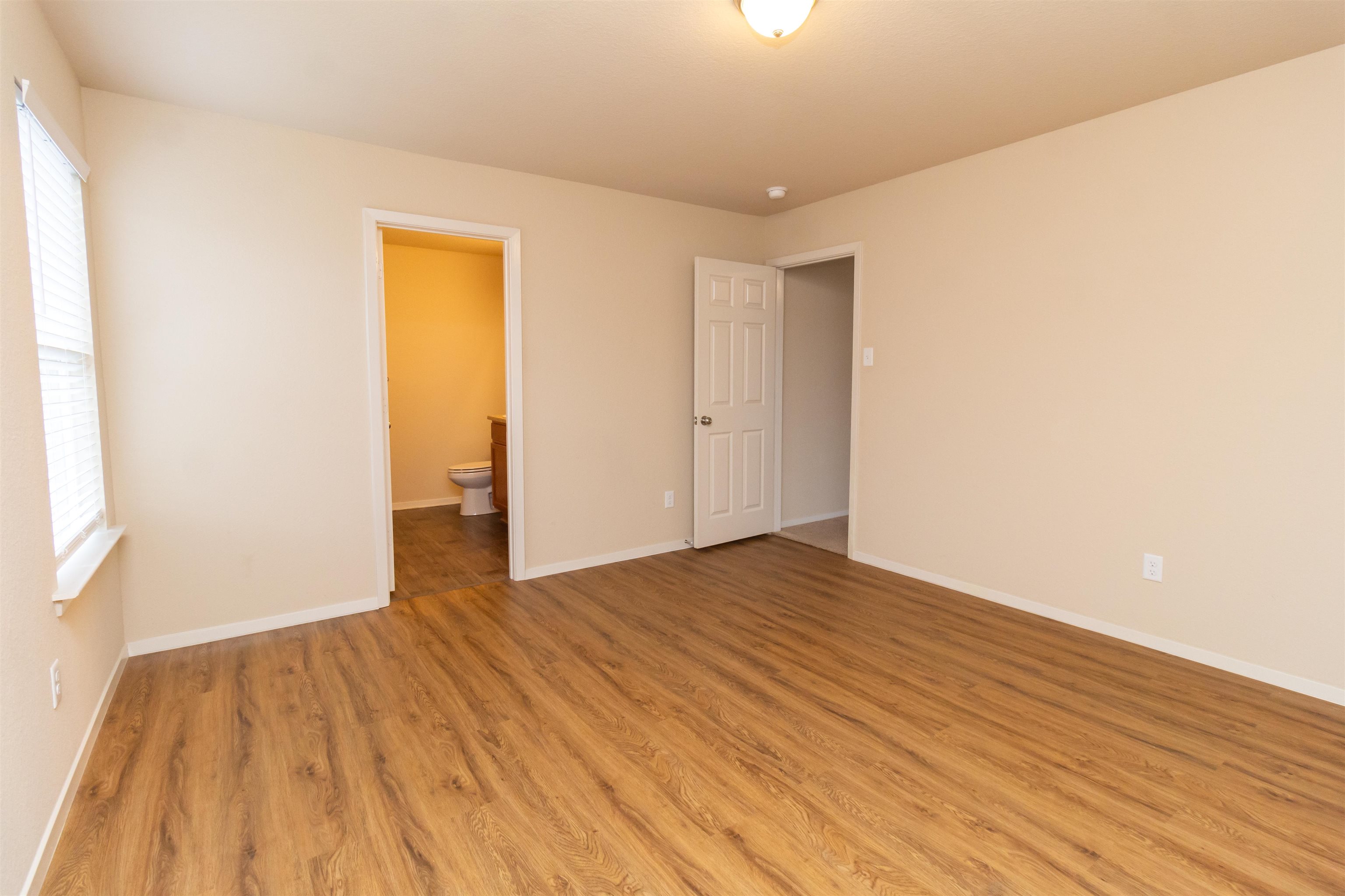 EMERALD MOUNTAIN - Residential