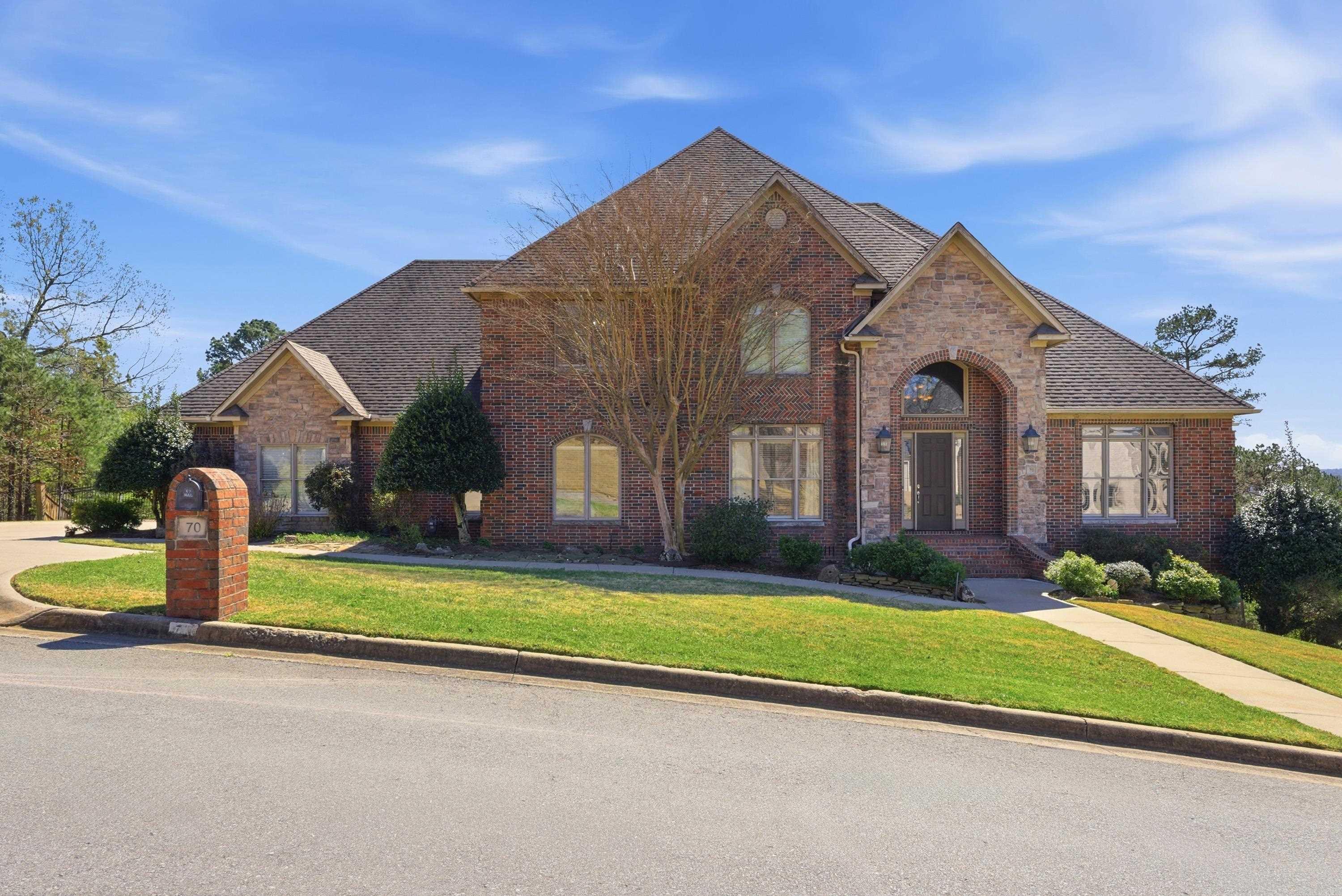 CHENAL VALLEY LAMARCHE PLACE NBH - Residential