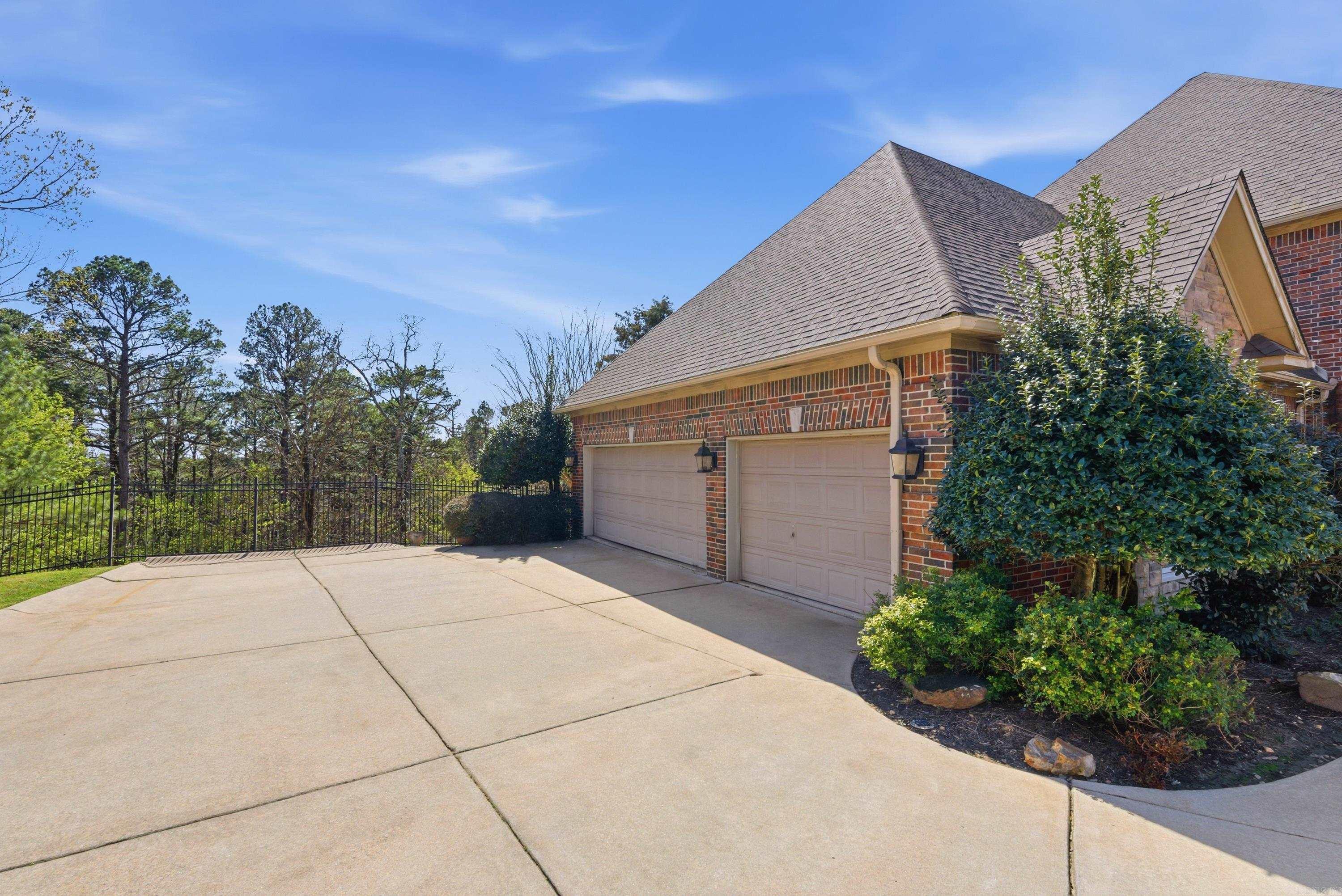 CHENAL VALLEY LAMARCHE PLACE NBH - Residential