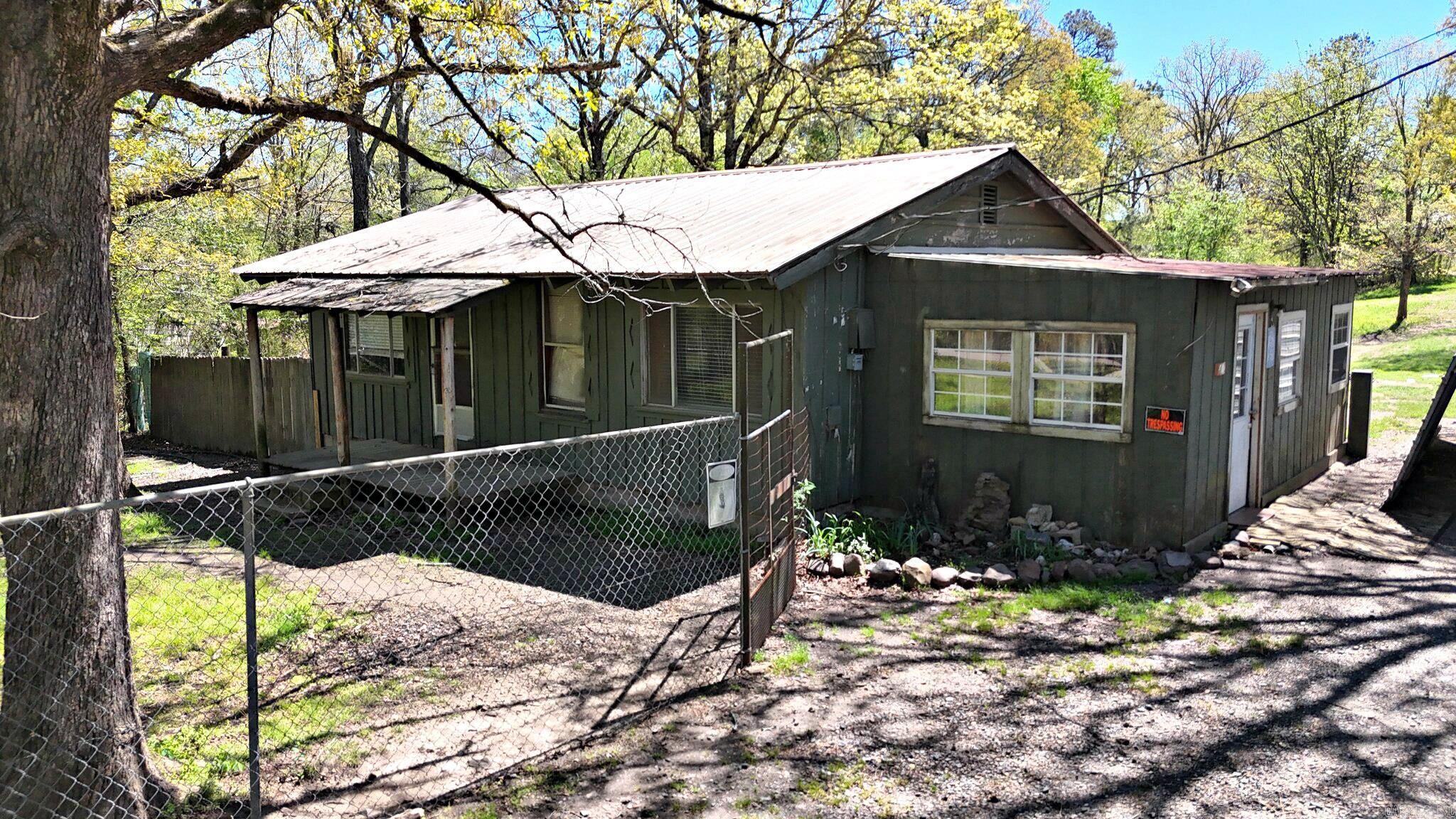 MARIA JONES - Residential