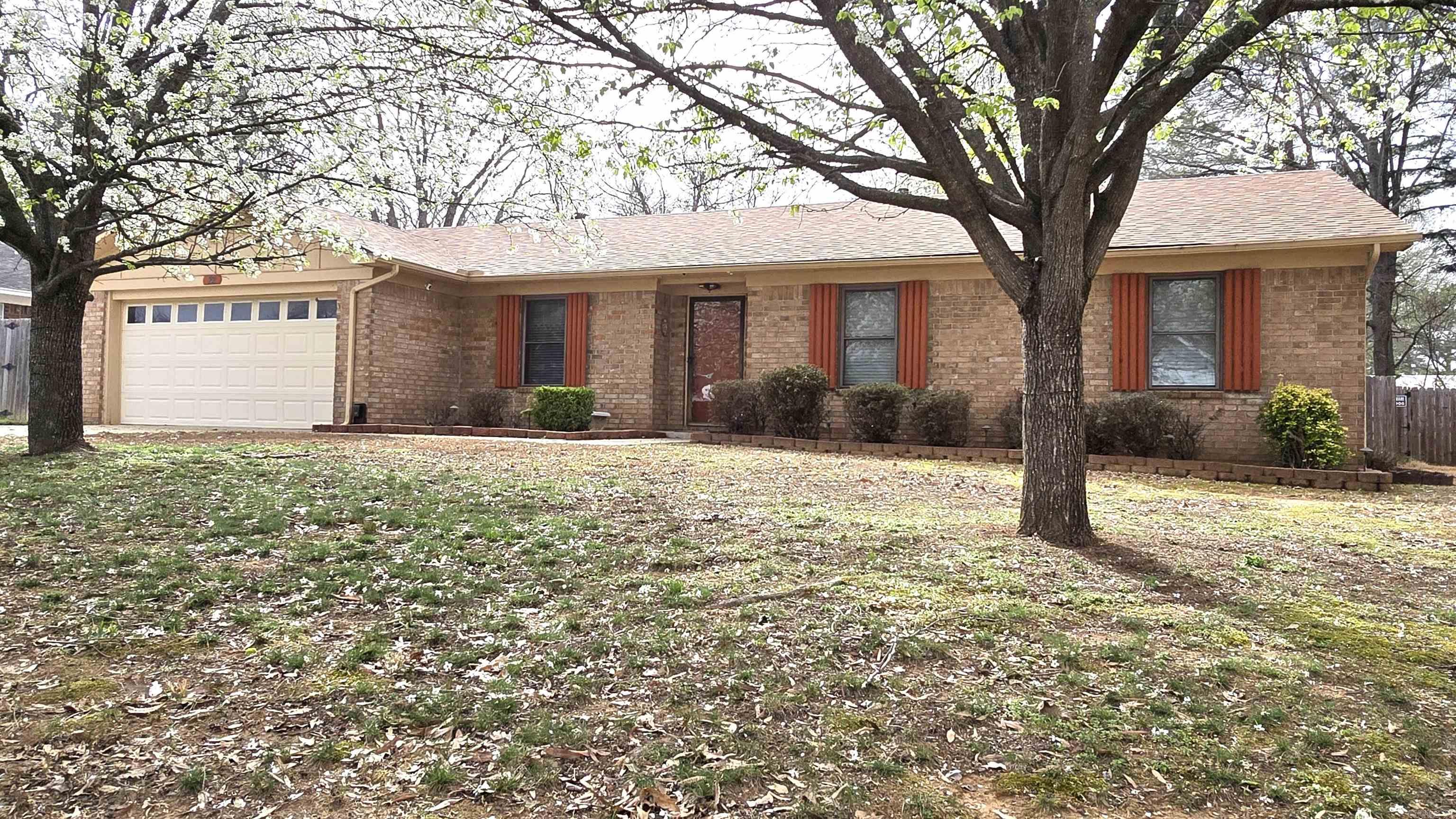 Briar Springs - Residential