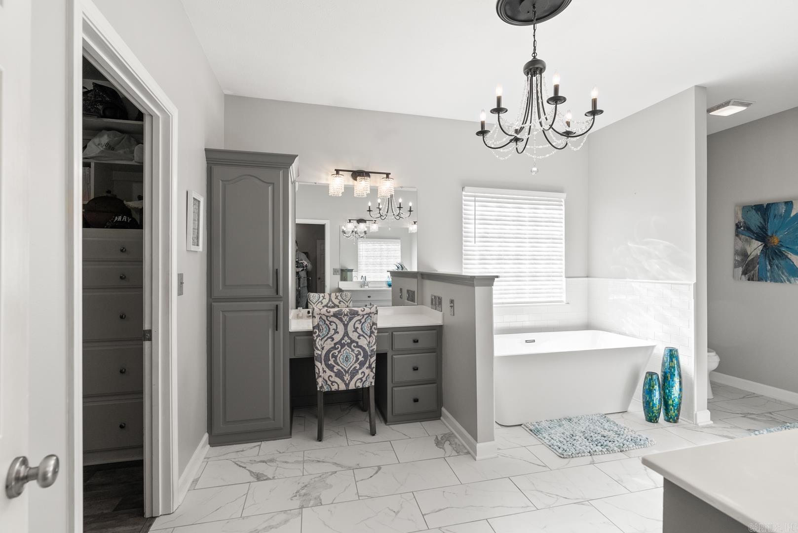 COUNTRY COVE ESTATES - Residential