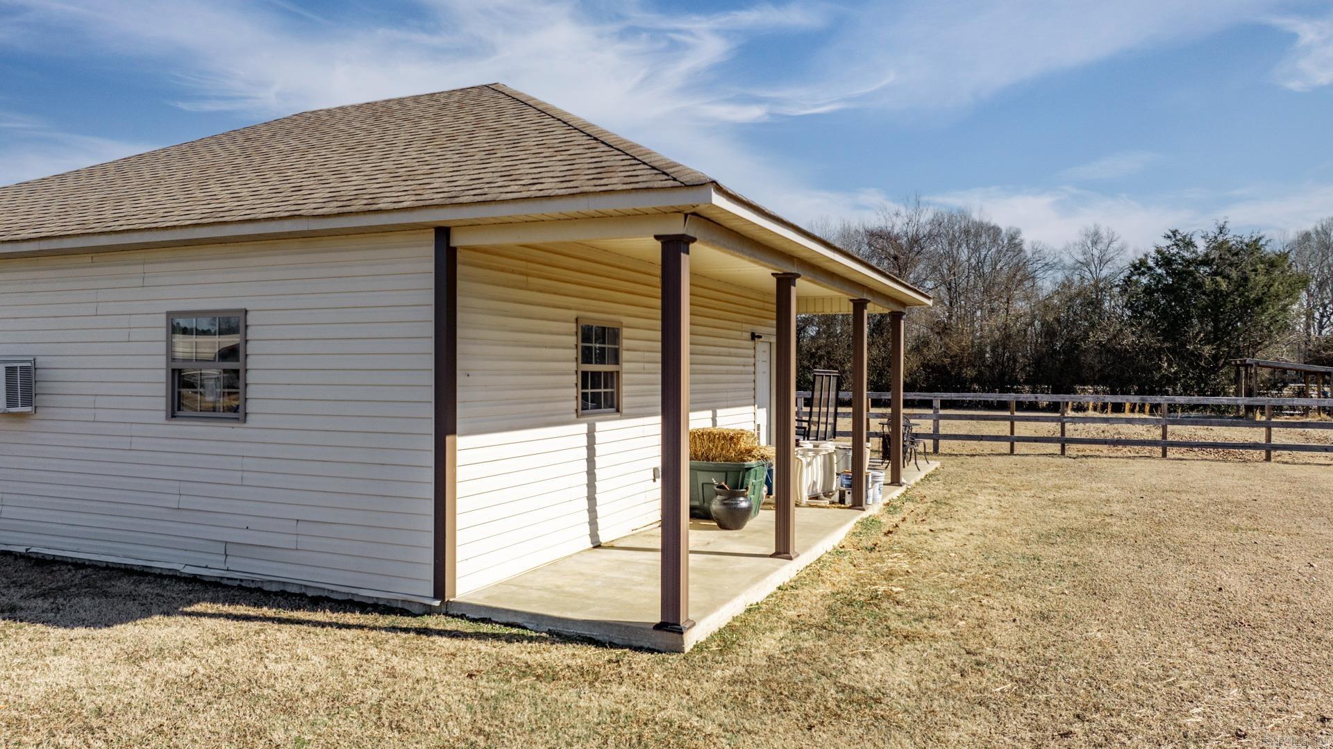 COUNTRY COVE ESTATES - Residential