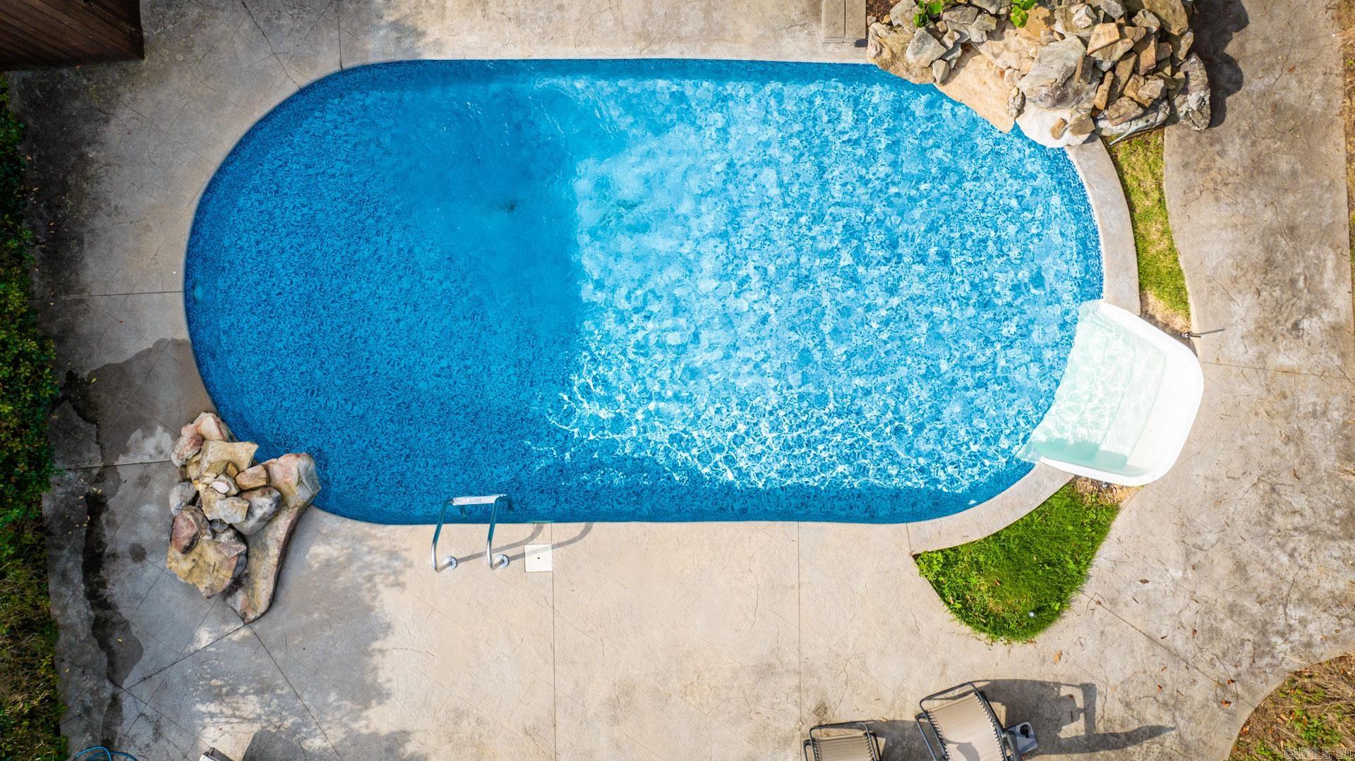 NEWTONS - Residential