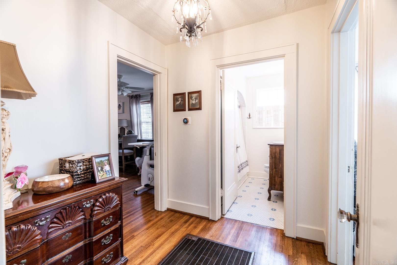 NEWTONS - Residential