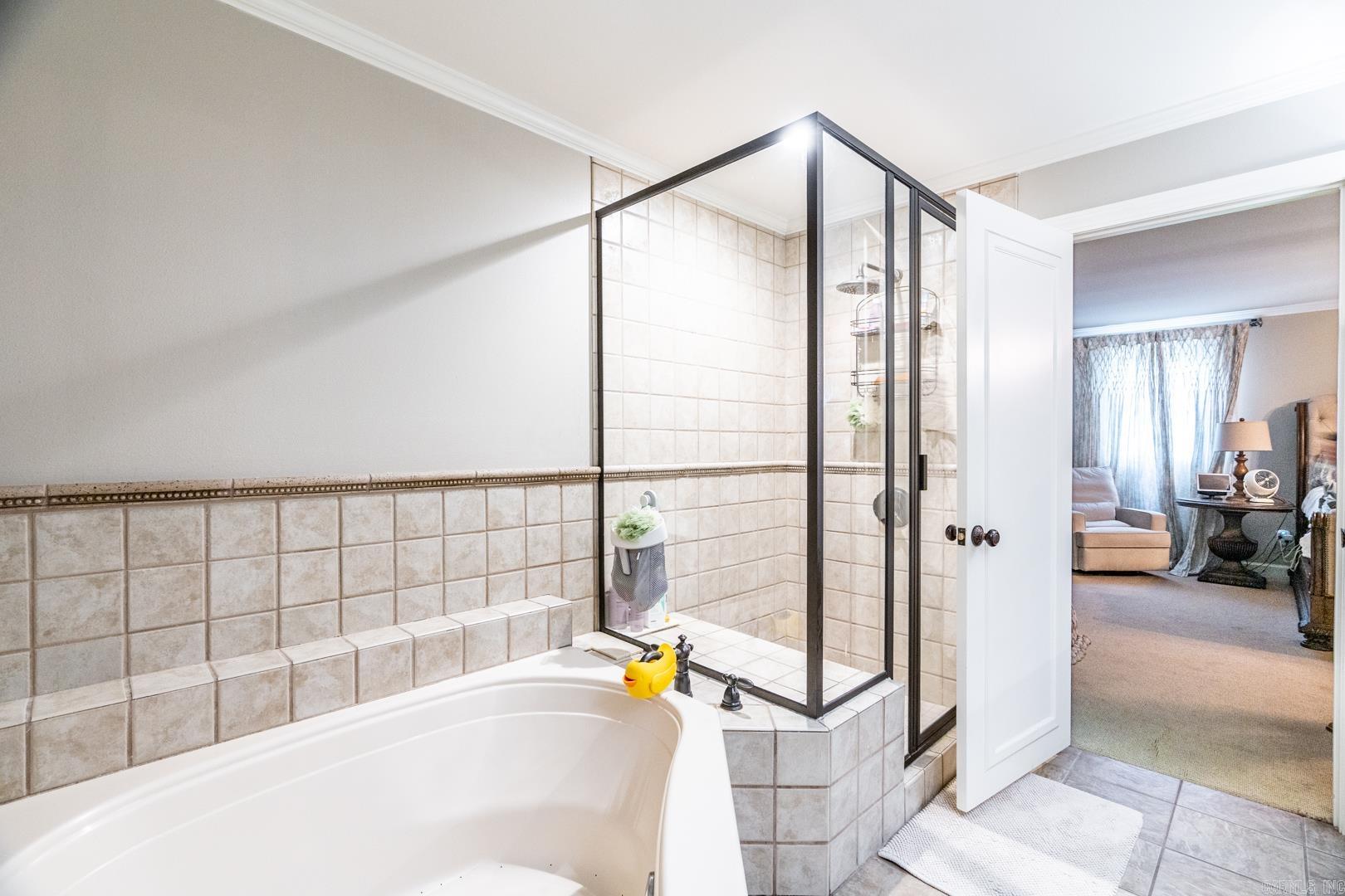 NEWTONS - Residential