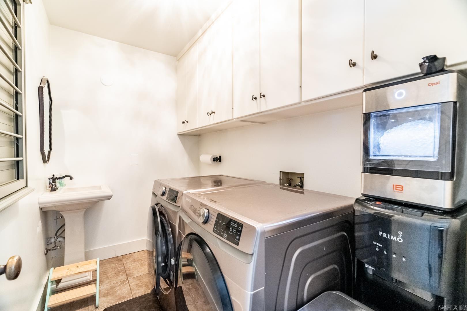 NEWTONS - Residential