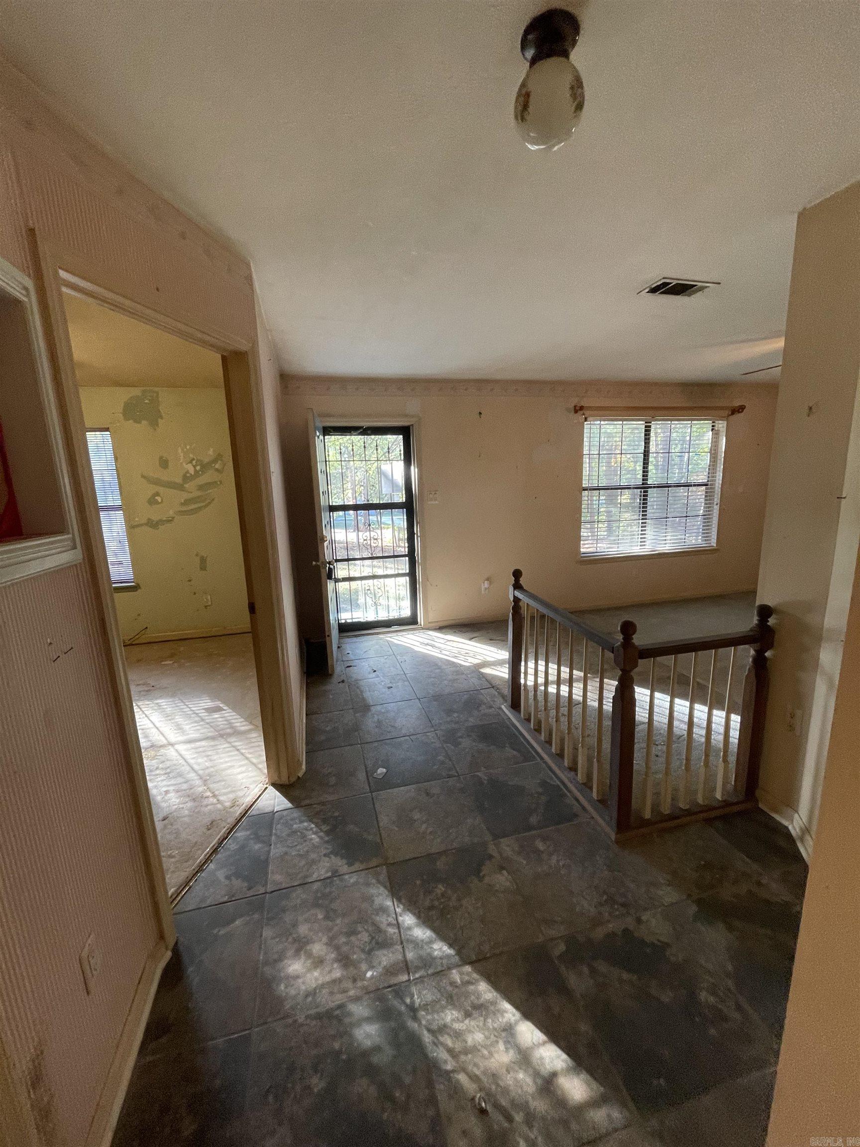 THOUSAND OAKS - Residential