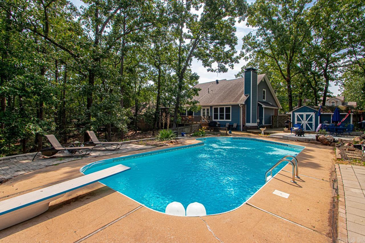 DIAMOND POINTE - Residential