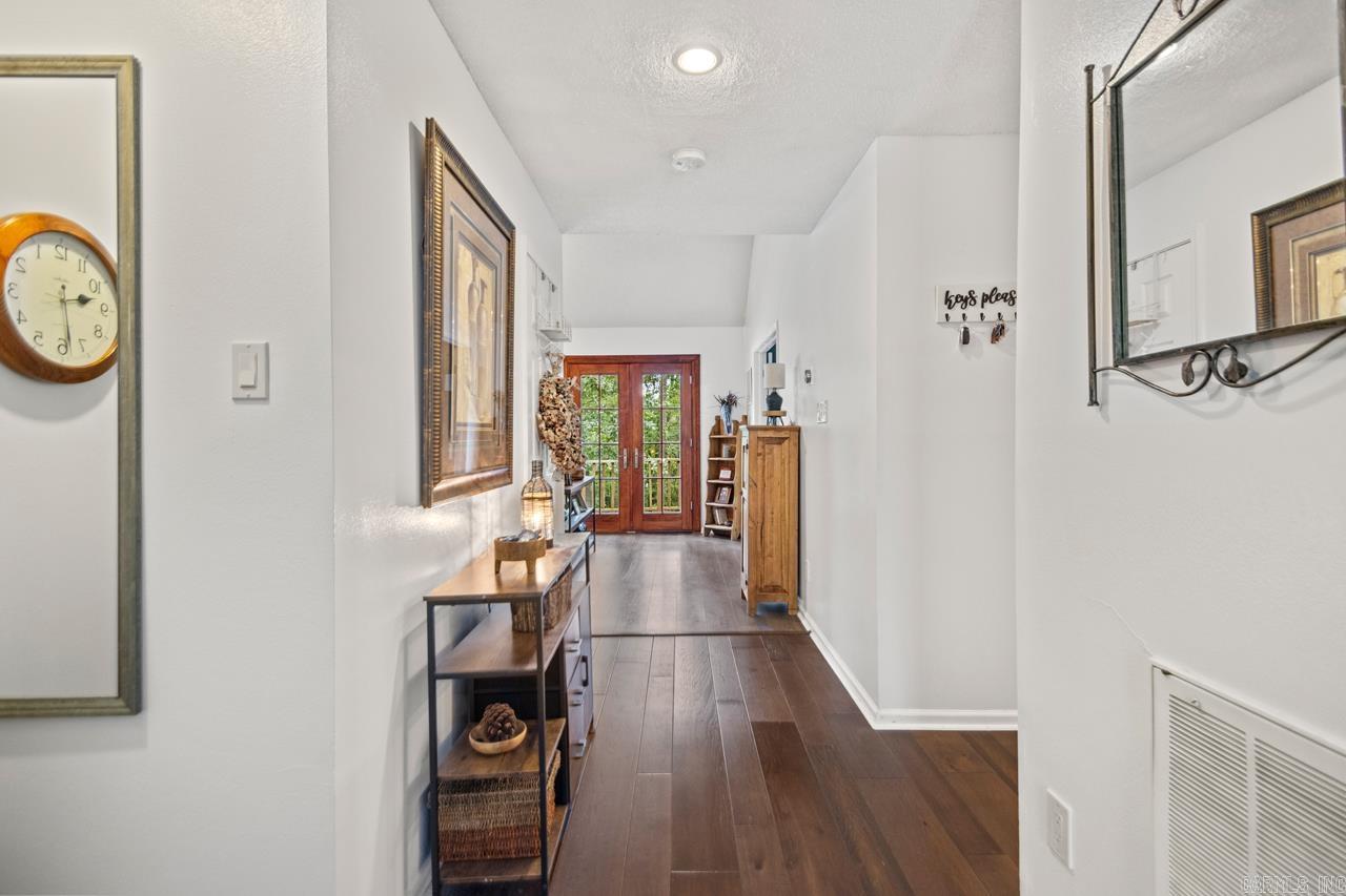 DIAMOND POINTE - Residential