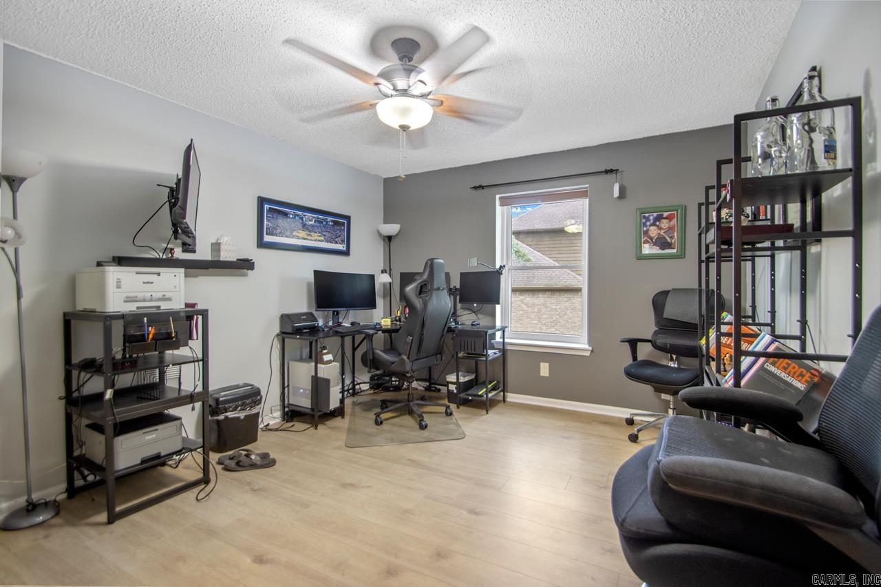 DIAMOND POINTE - Residential