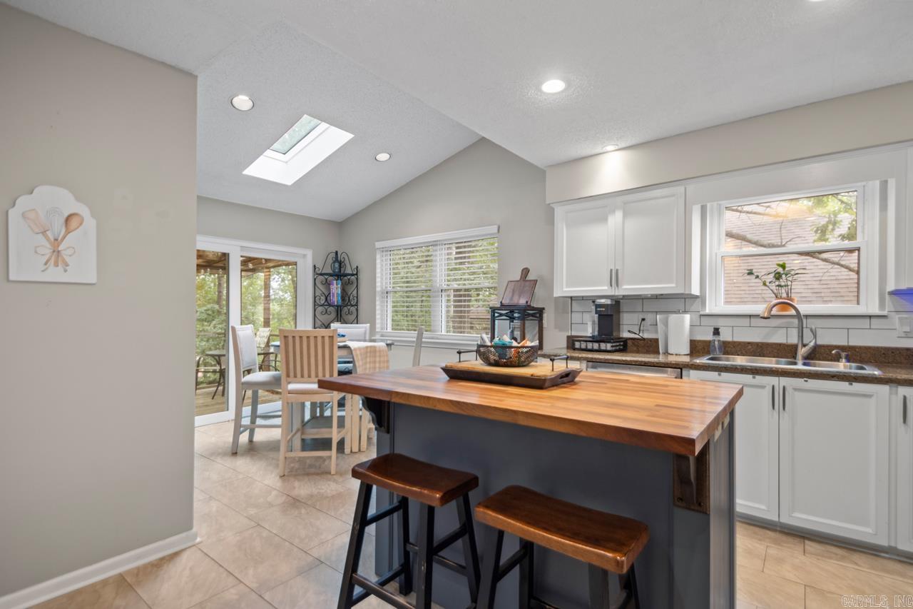 DIAMOND POINTE - Residential