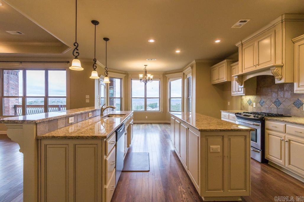 Majestic Pointe - Residential Lease