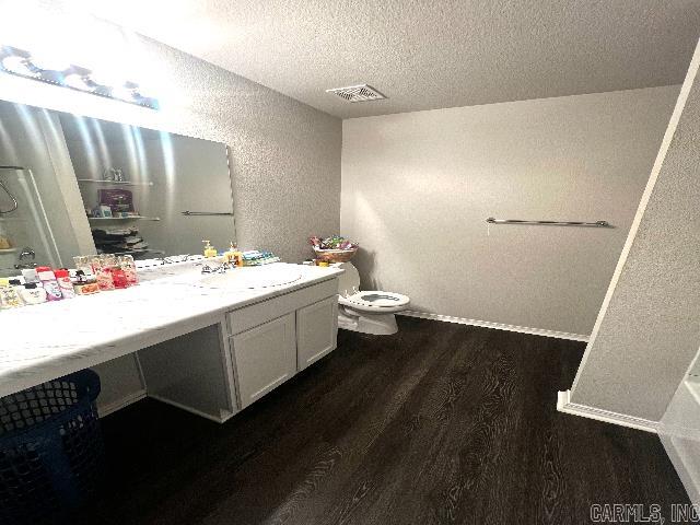 OAKLAND GROVE ESTATES - Residential