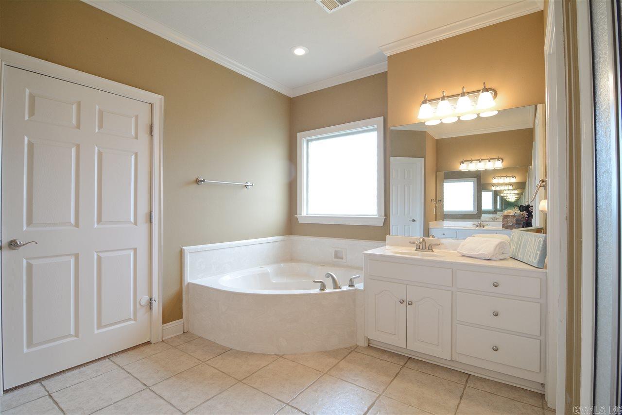 Royal Ridge - Residential