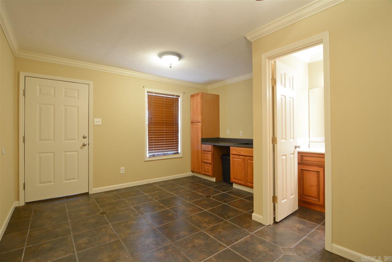 Royal Ridge - Residential