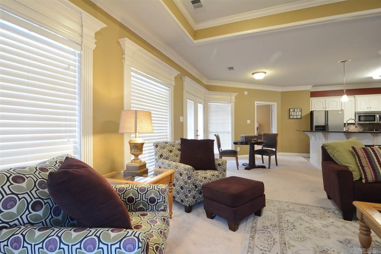 Royal Ridge - Residential