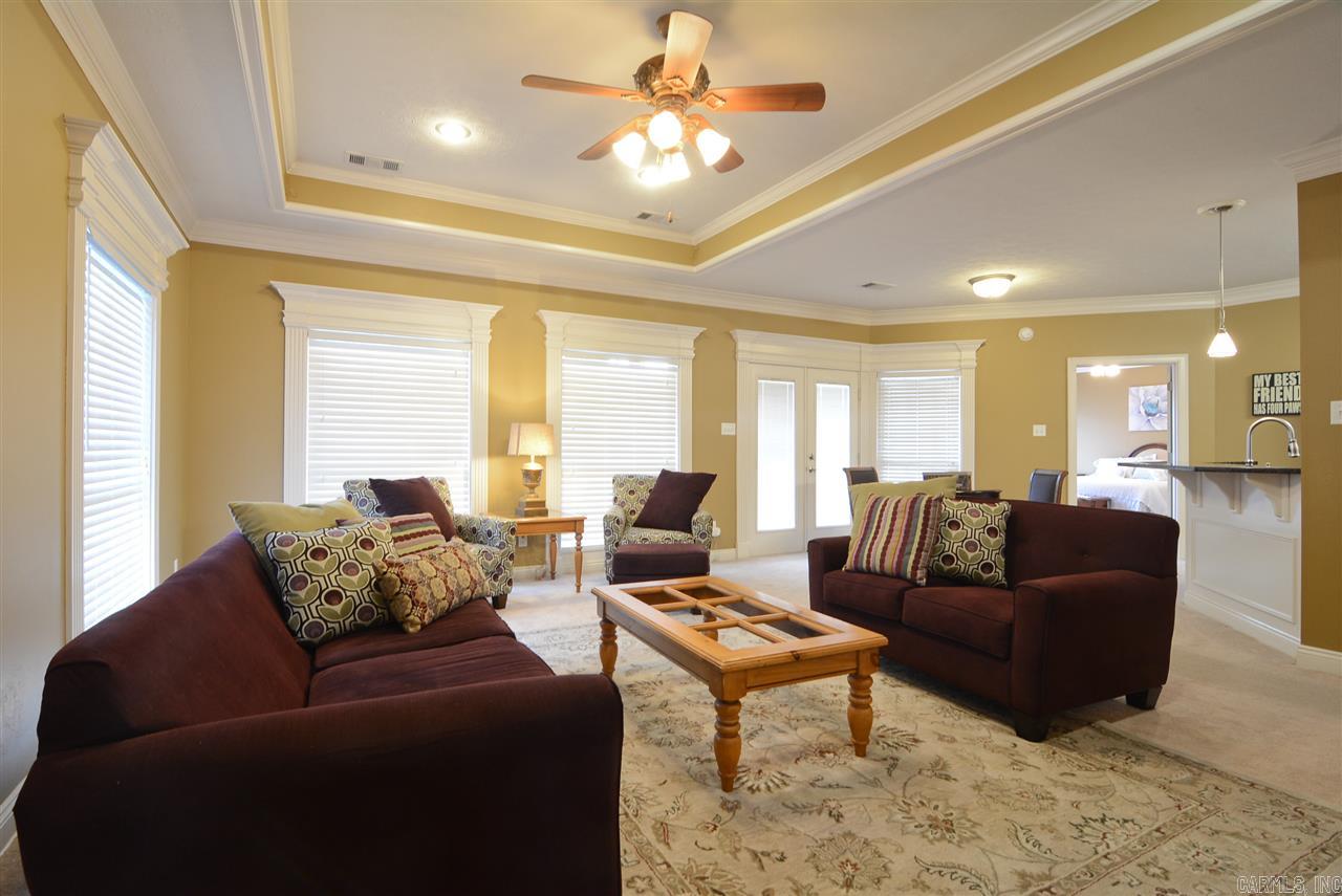 Royal Ridge - Residential