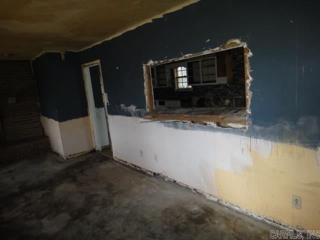 Newport Outlots 01-11-03 - Residential