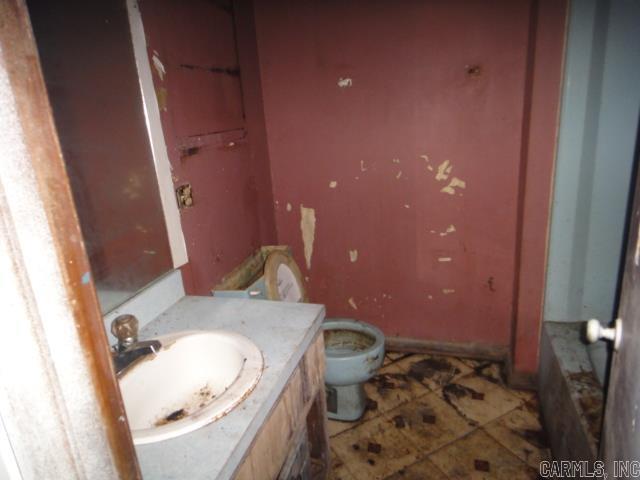 Newport Outlots 01-11-03 - Residential