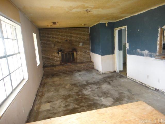 Newport Outlots 01-11-03 - Residential