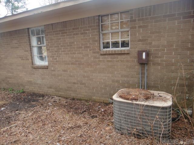 Newport Outlots 01-11-03 - Residential