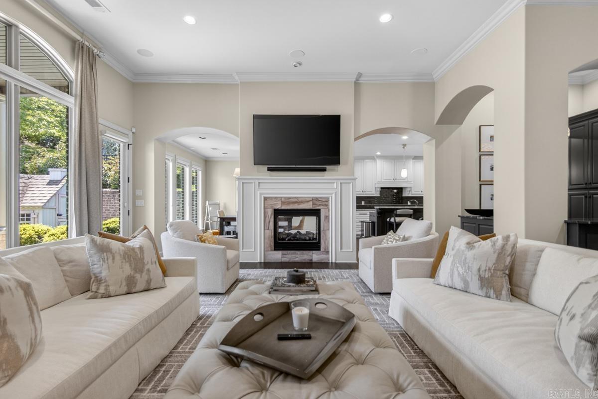 Hickory Grove - Residential