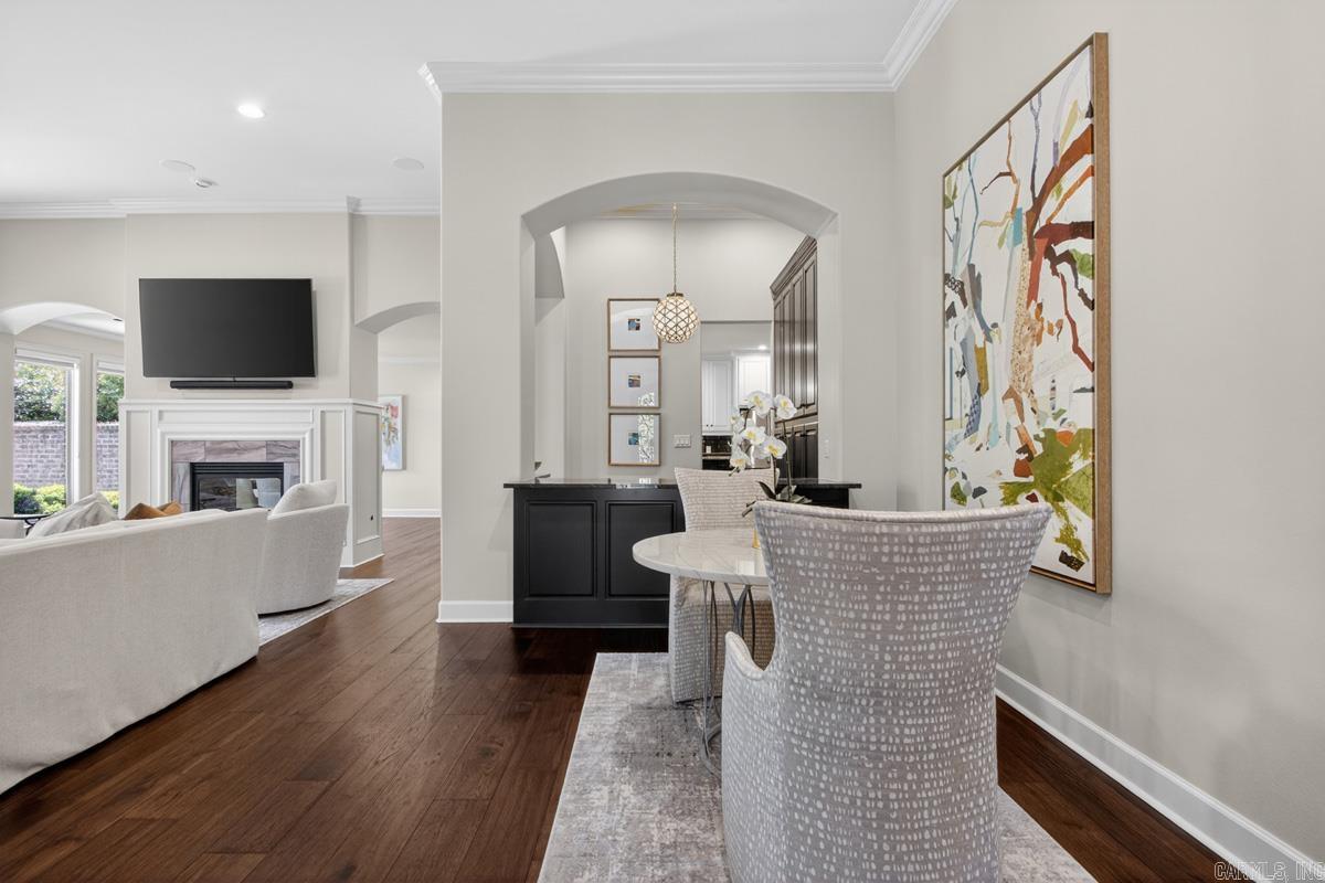 Hickory Grove - Residential