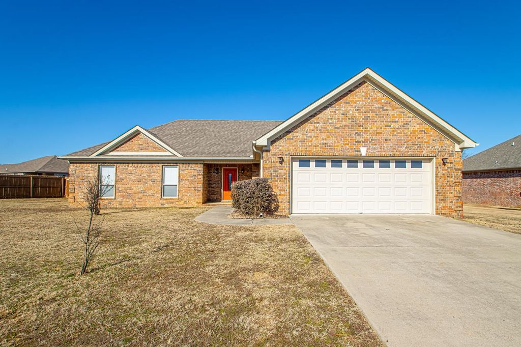 952 Augusta Street, Cabot, AR Single Family Home Property Listing