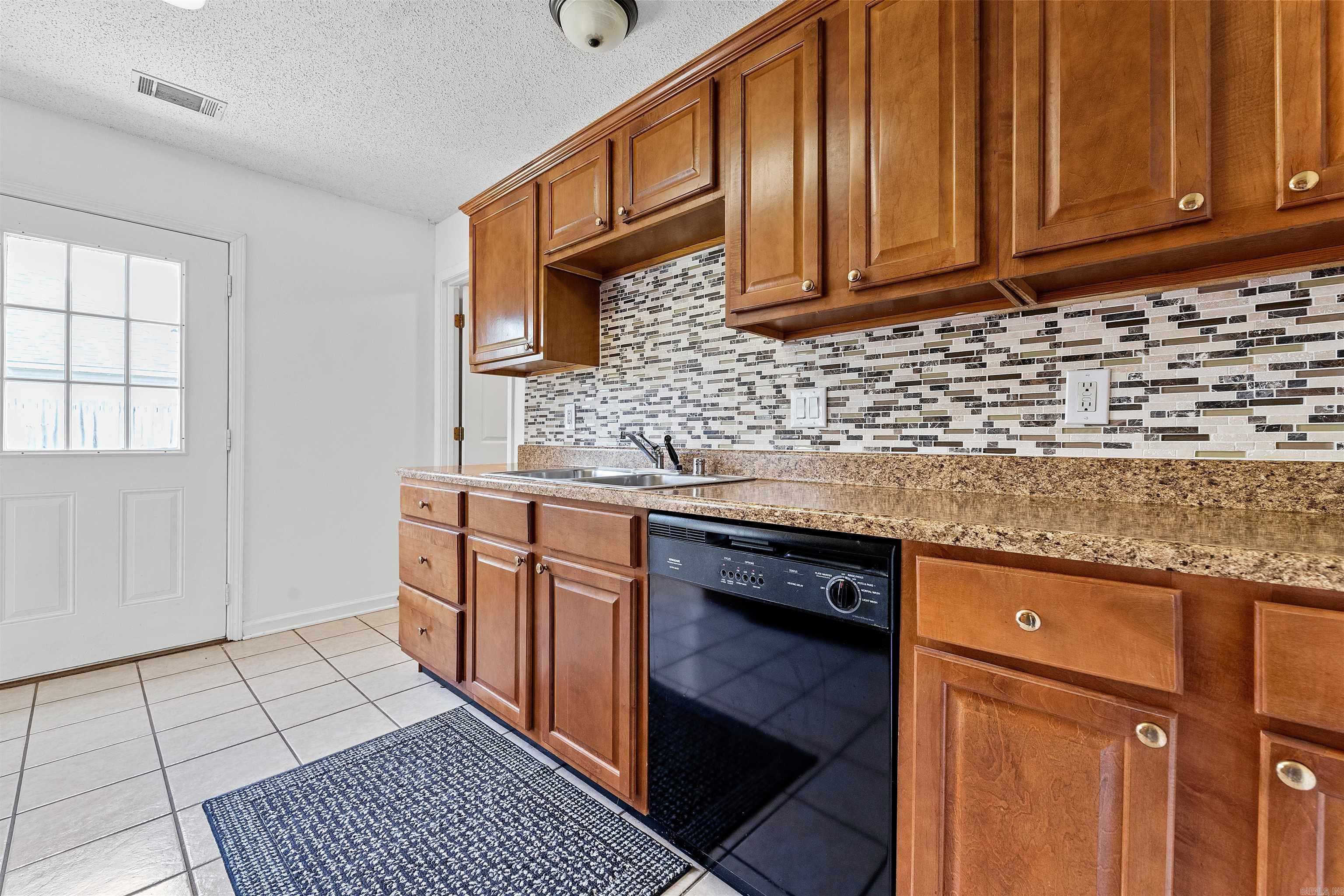 MEADOWLAKE - Residential