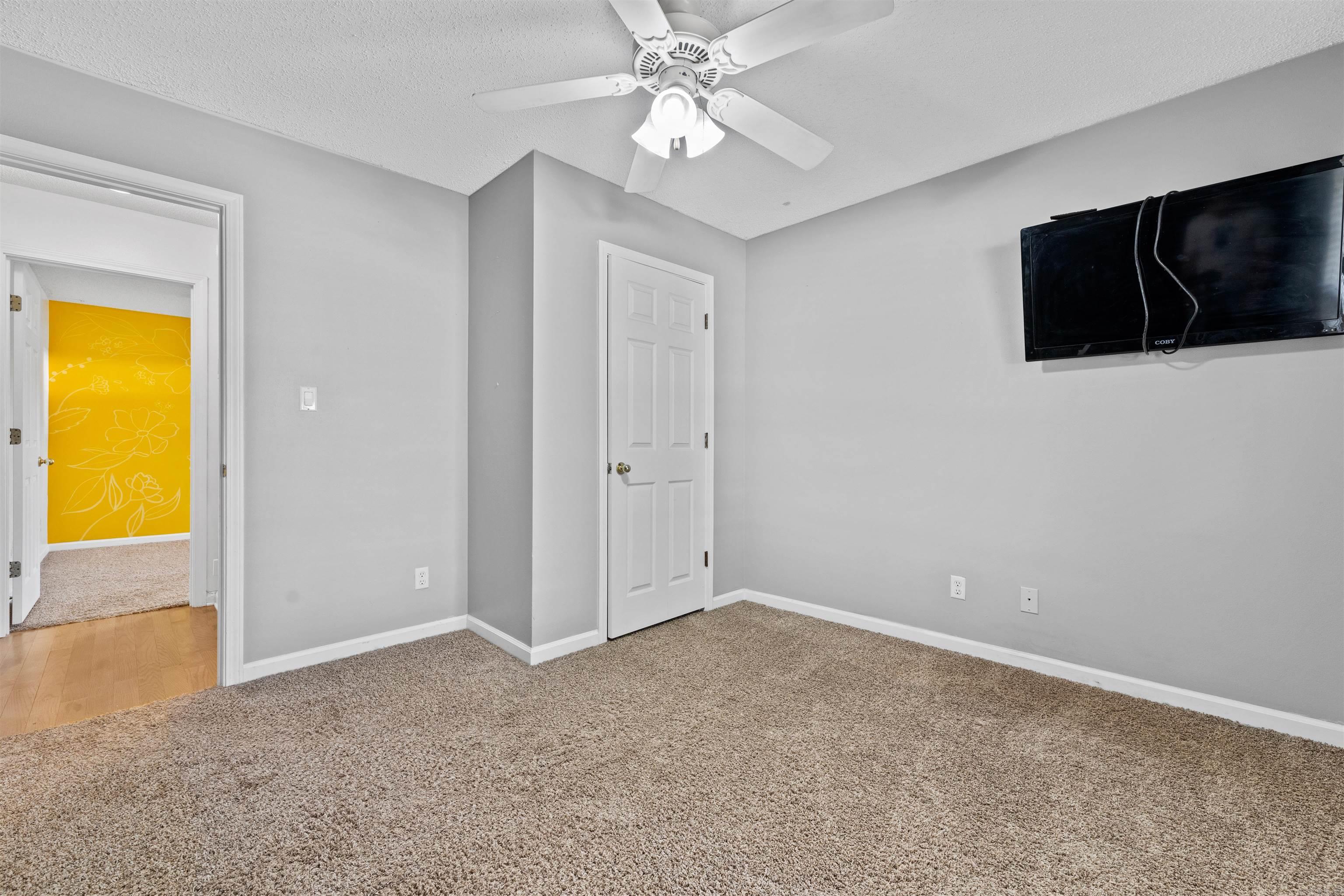 MEADOWLAKE - Residential