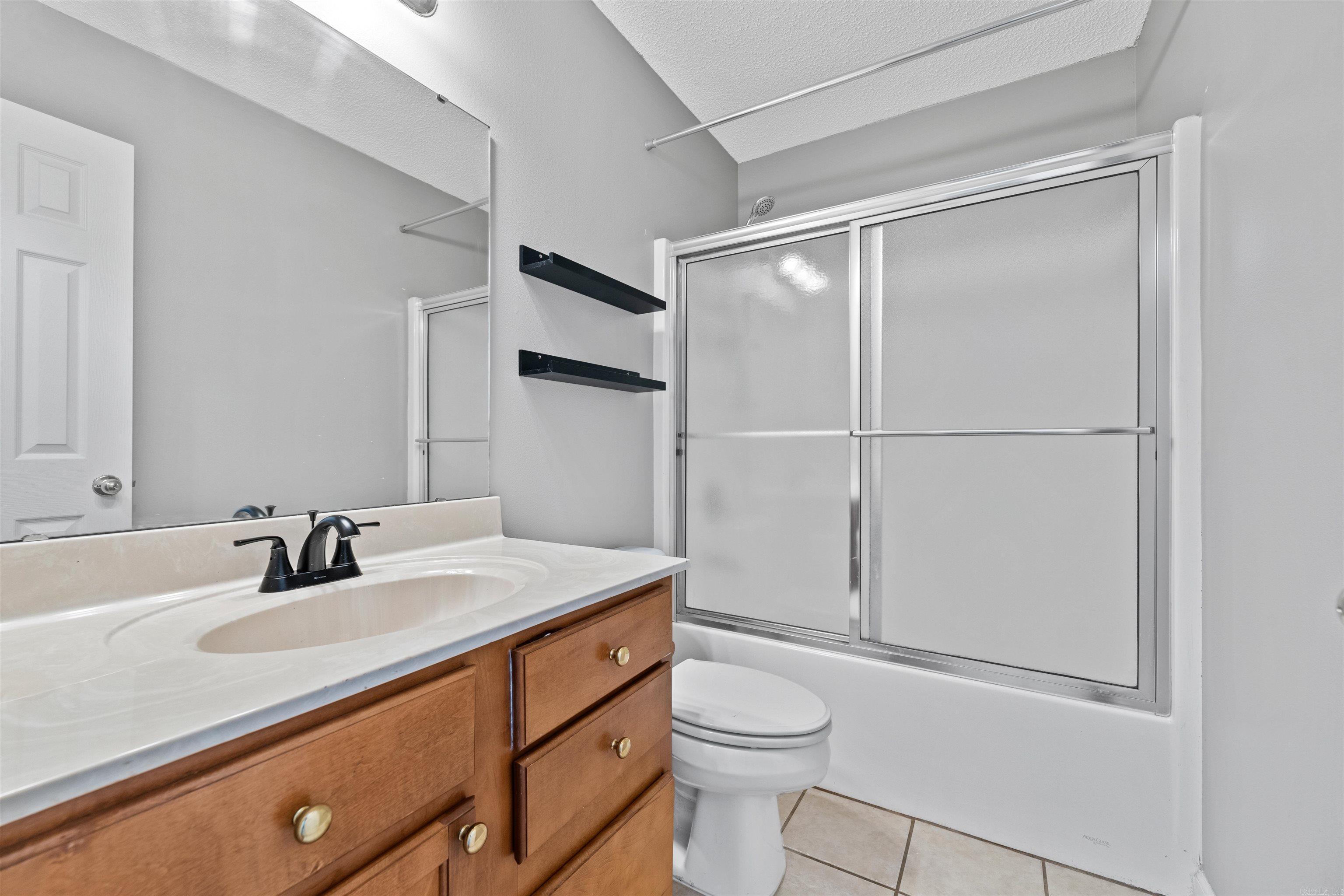 MEADOWLAKE - Residential