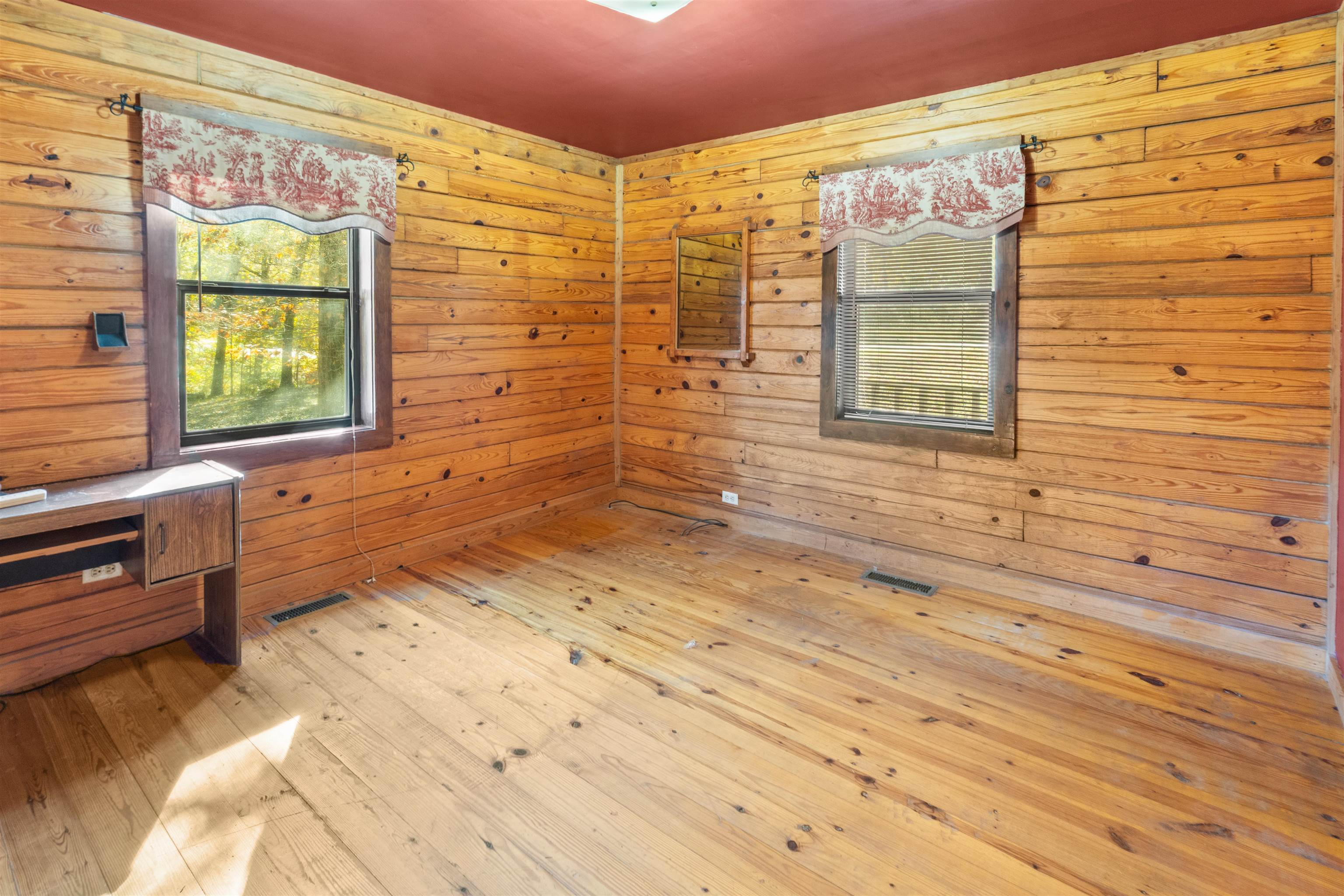 Whispering Oaks - Residential