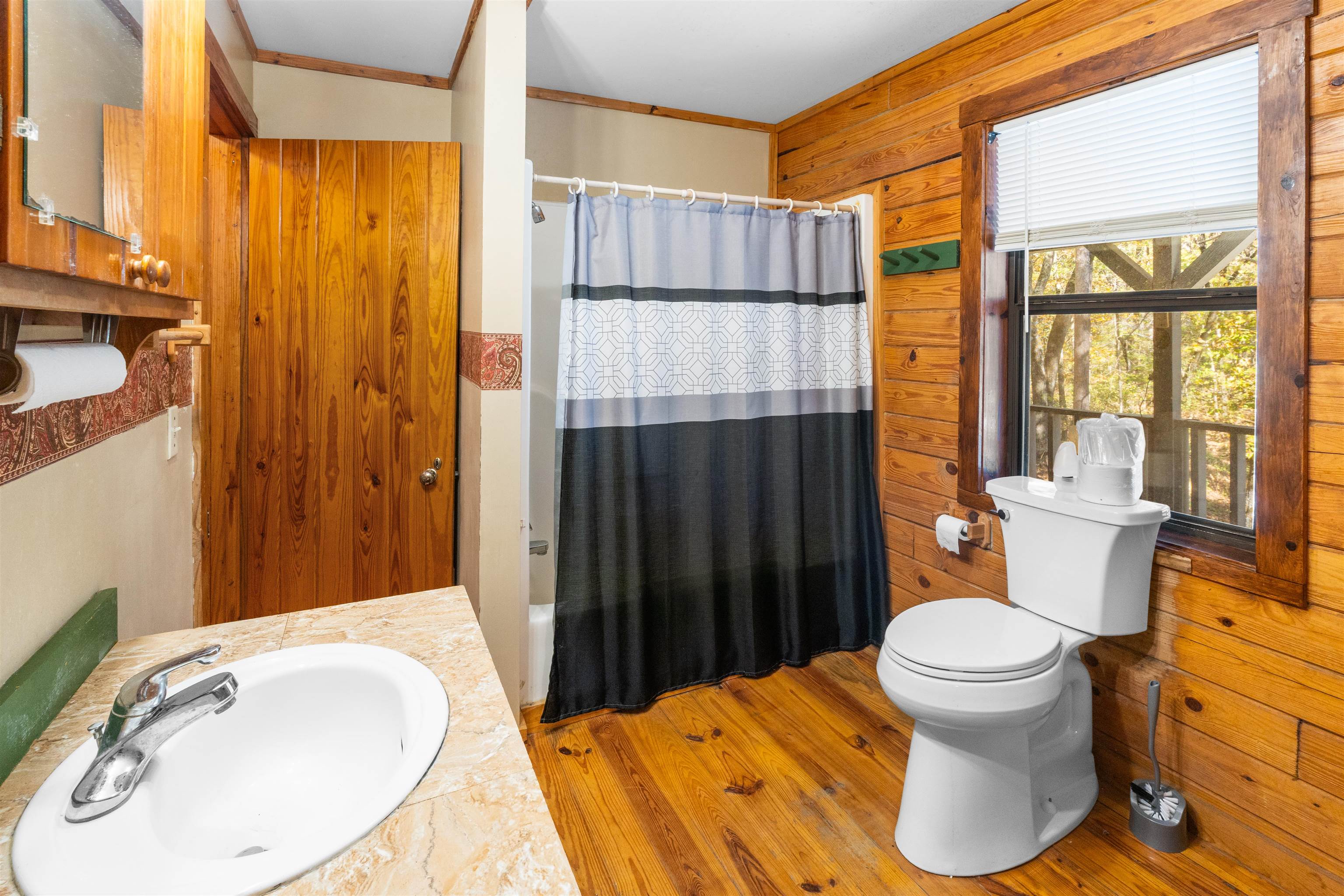 Whispering Oaks - Residential